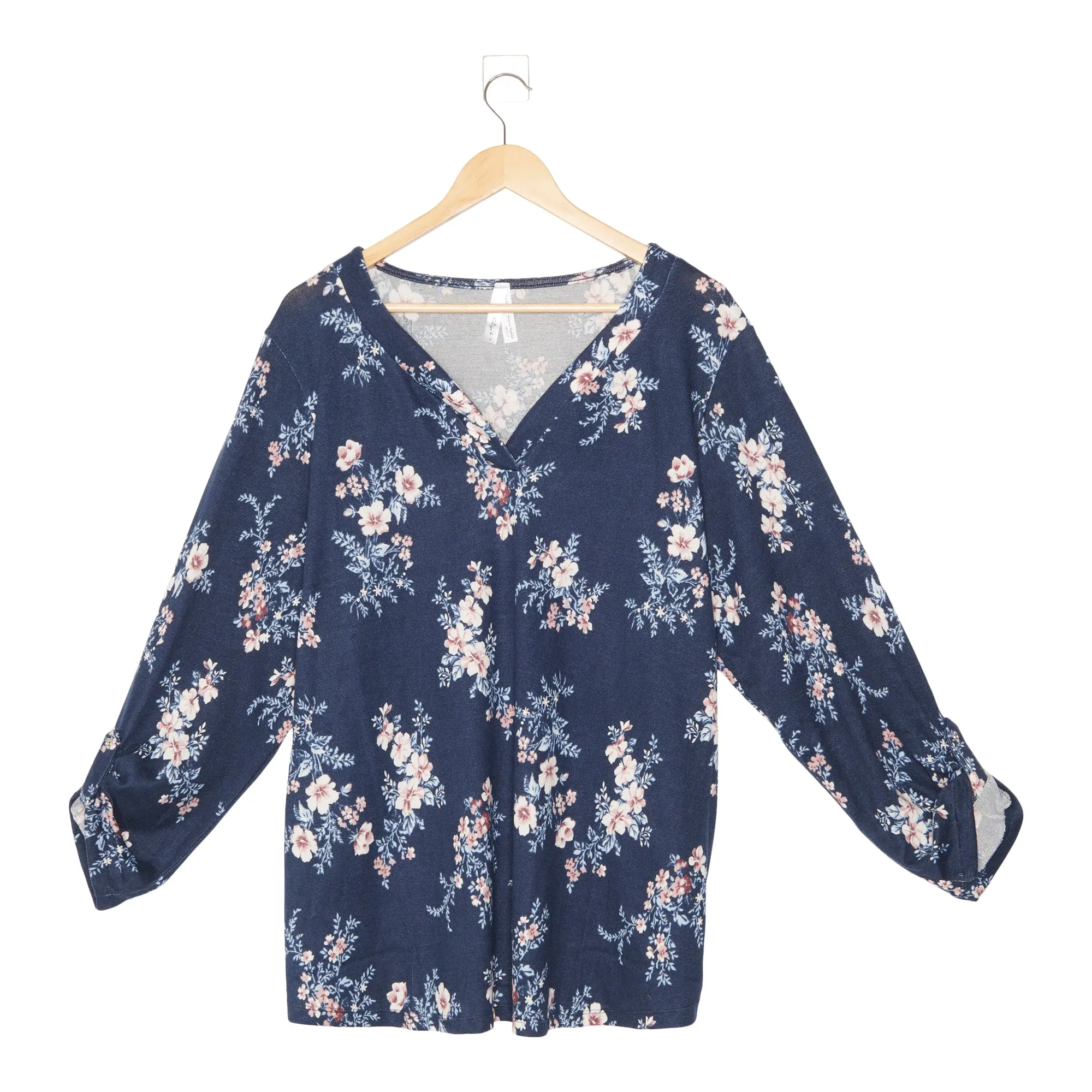 Women's Plus Printed Roll-Up Sleeve Top sold by Giant Tiger product image thumbnail 2