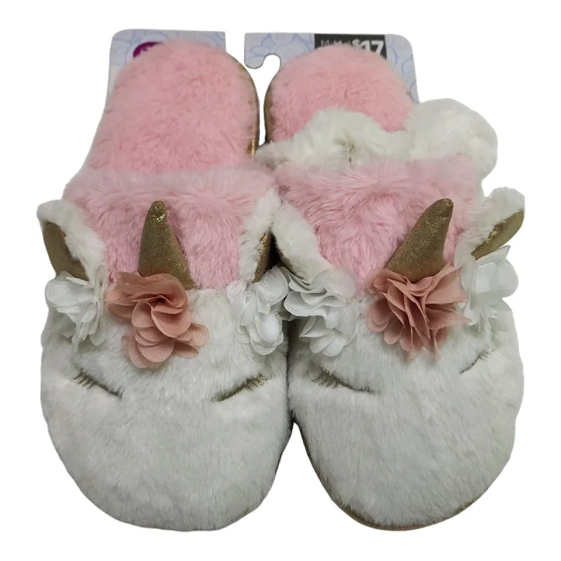 Carisma Women's Novelty Comfort Slip-On Slippers sold by Giant Tiger