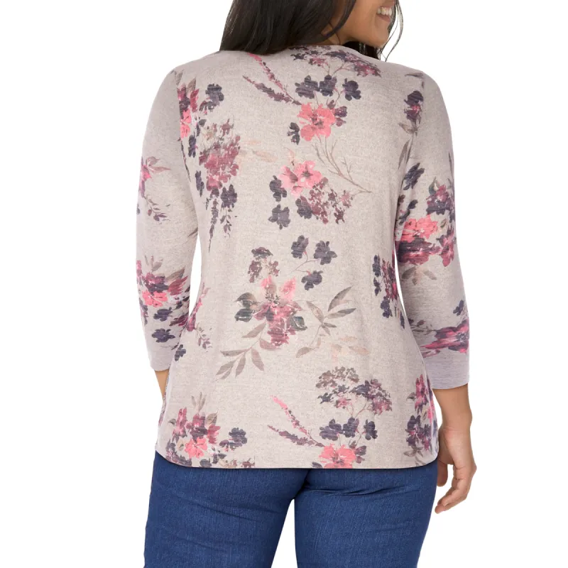 lily morgan Women's Plus Printed Top sold by Giant Tiger
