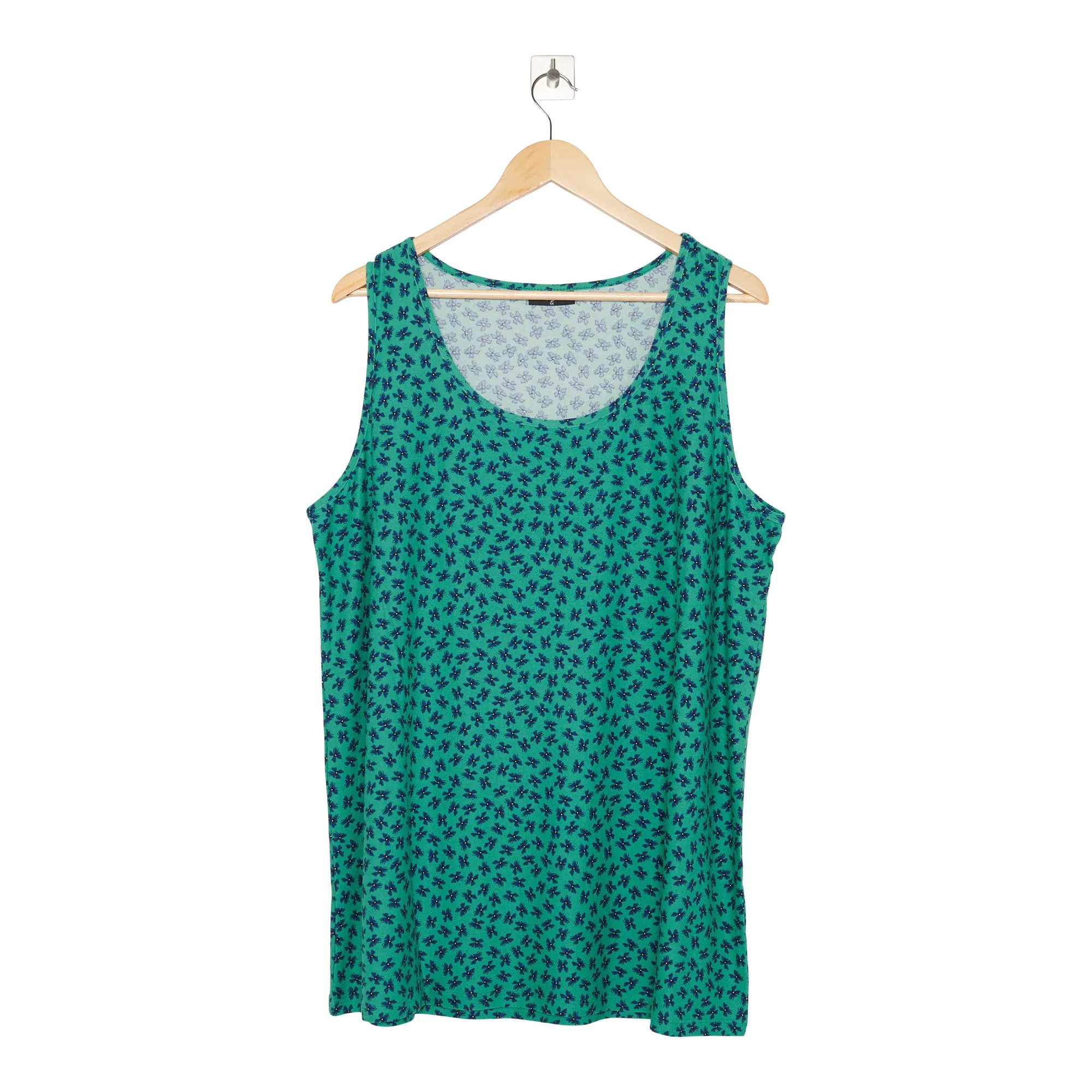 Women's Plus Printed Built Up Sleeveless Cami sold by Giant Tiger product image thumbnail 4