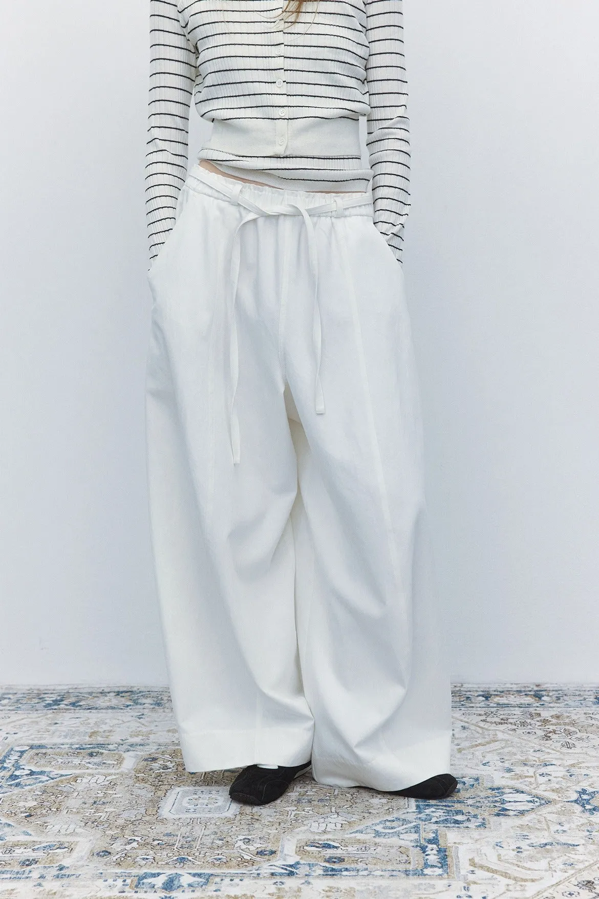 Lyocell-cotton lantern shape relaxed-fit pants | 6 color sold by Polyphonie product image thumbnail 2