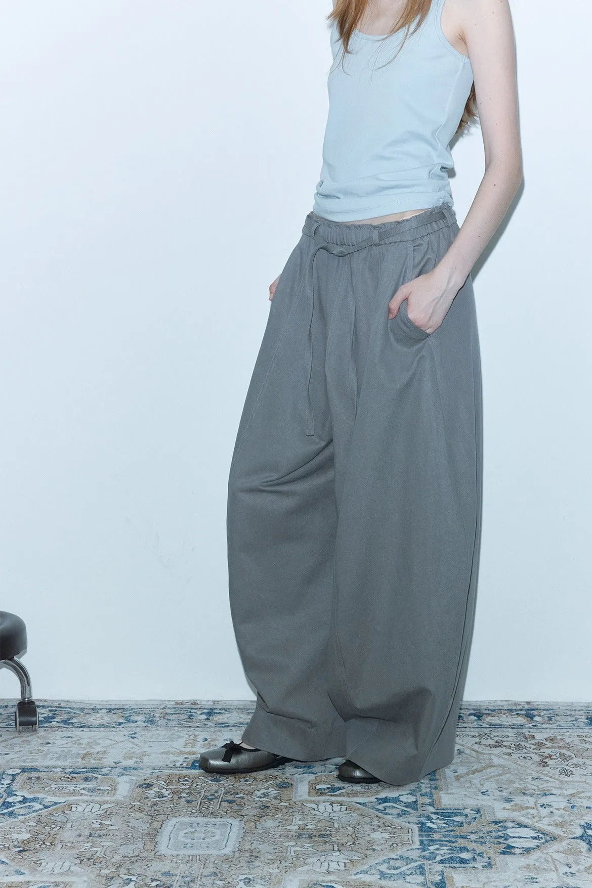 Lyocell-cotton lantern shape relaxed-fit pants | 6 color sold by Polyphonie product image thumbnail 5