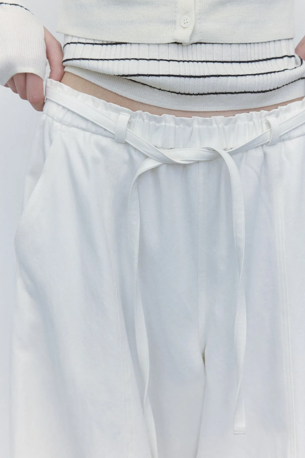 Lyocell-cotton lantern shape relaxed-fit pants | 6 color sold by Polyphonie product image thumbnail 3