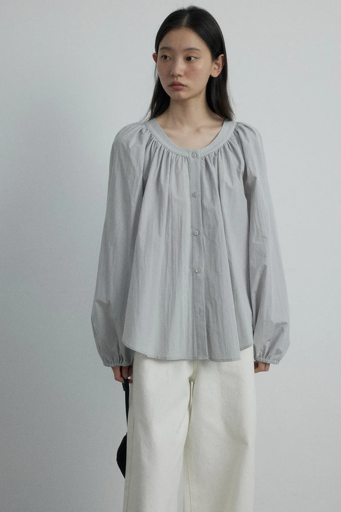 U-Neck Pleated Button-Down Long-Sleeve Shirt | 4 color sold by Polyphonie product image thumbnail 5