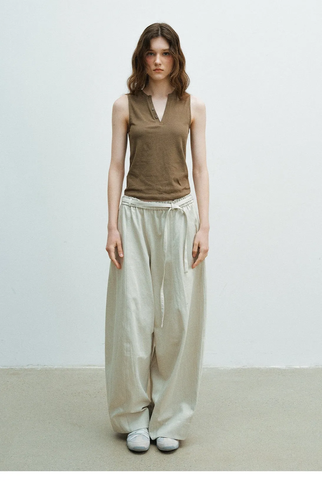 Tencel-cotton blend high-waist lantern pants | 2 color sold by Polyphonie product image thumbnail 2