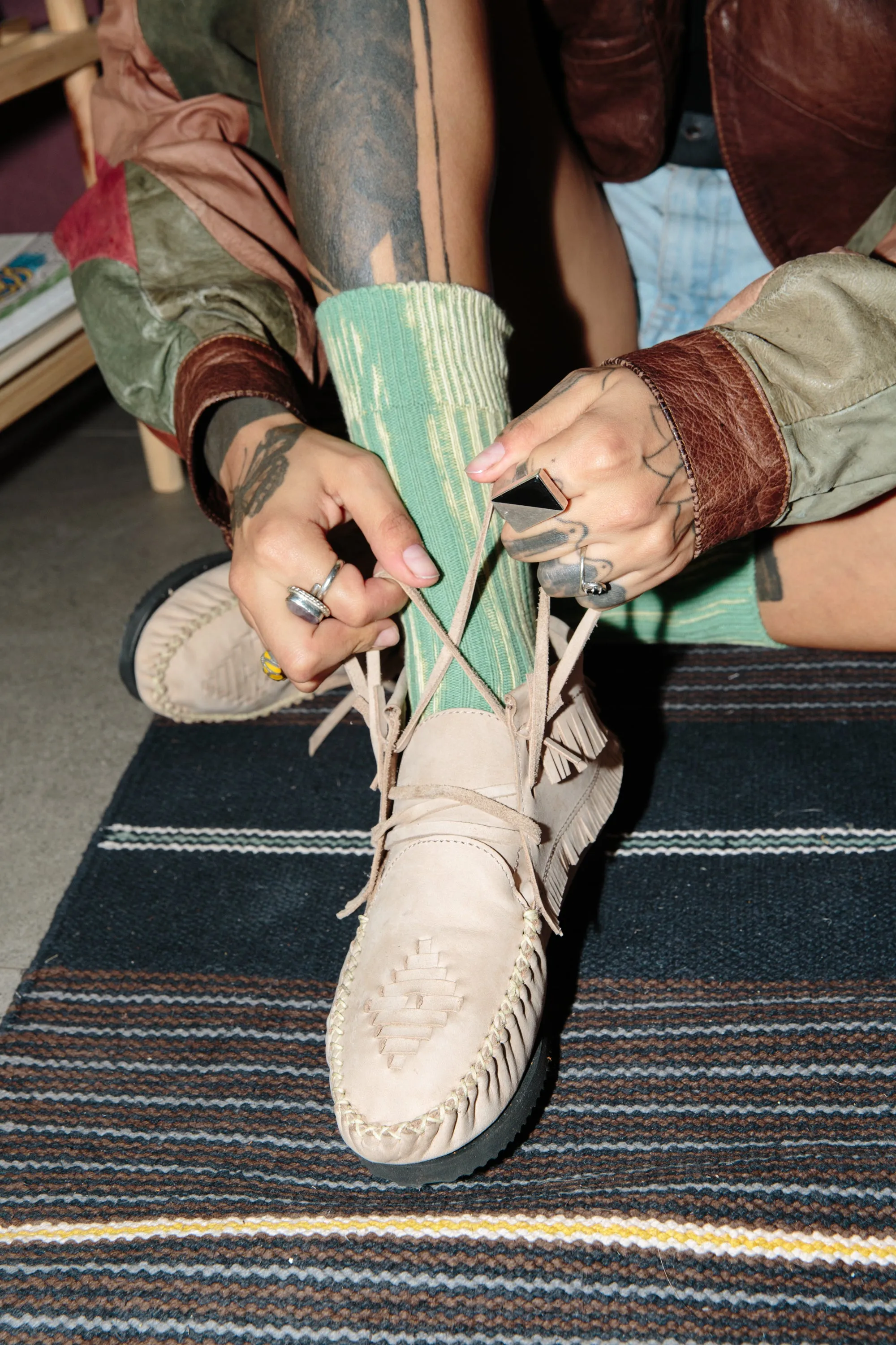 Vail LiteSole Moccasin Boots Nubuck Leather - Women sold by Espiritu product image thumbnail 2