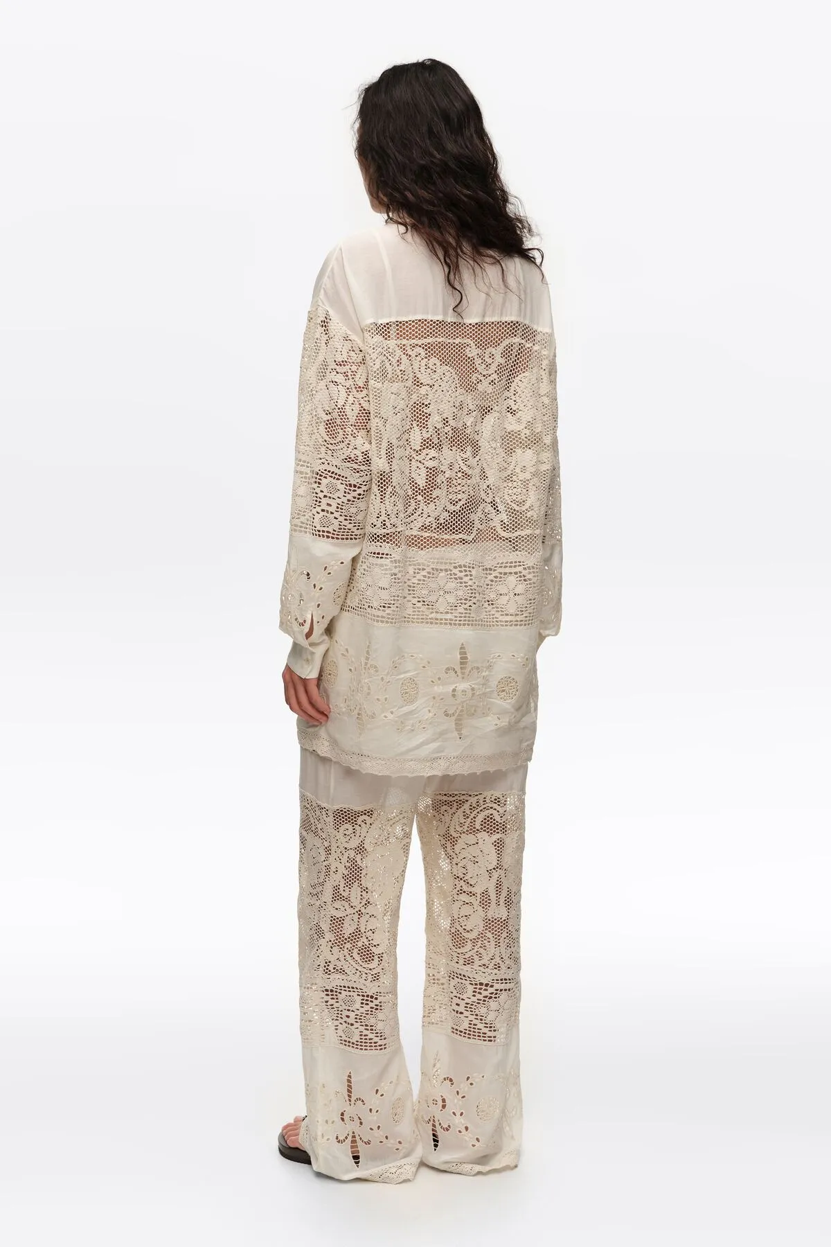 Spodnie hafty i ażurowe wzory ecru sold by Bimba y lola product image thumbnail 5