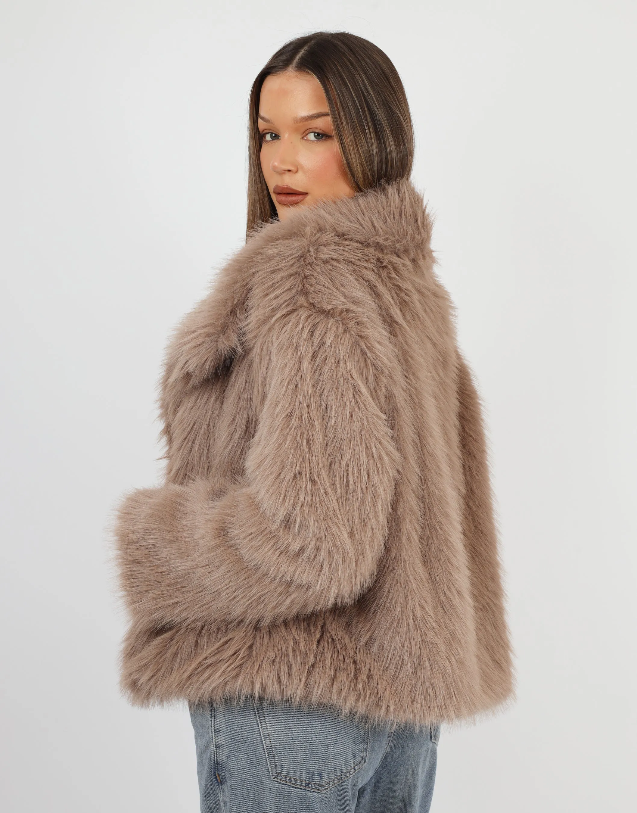 Arabella Oversized Collar Premium Faux Fur Coat in Mocha sold by Simmi London product image thumbnail 3