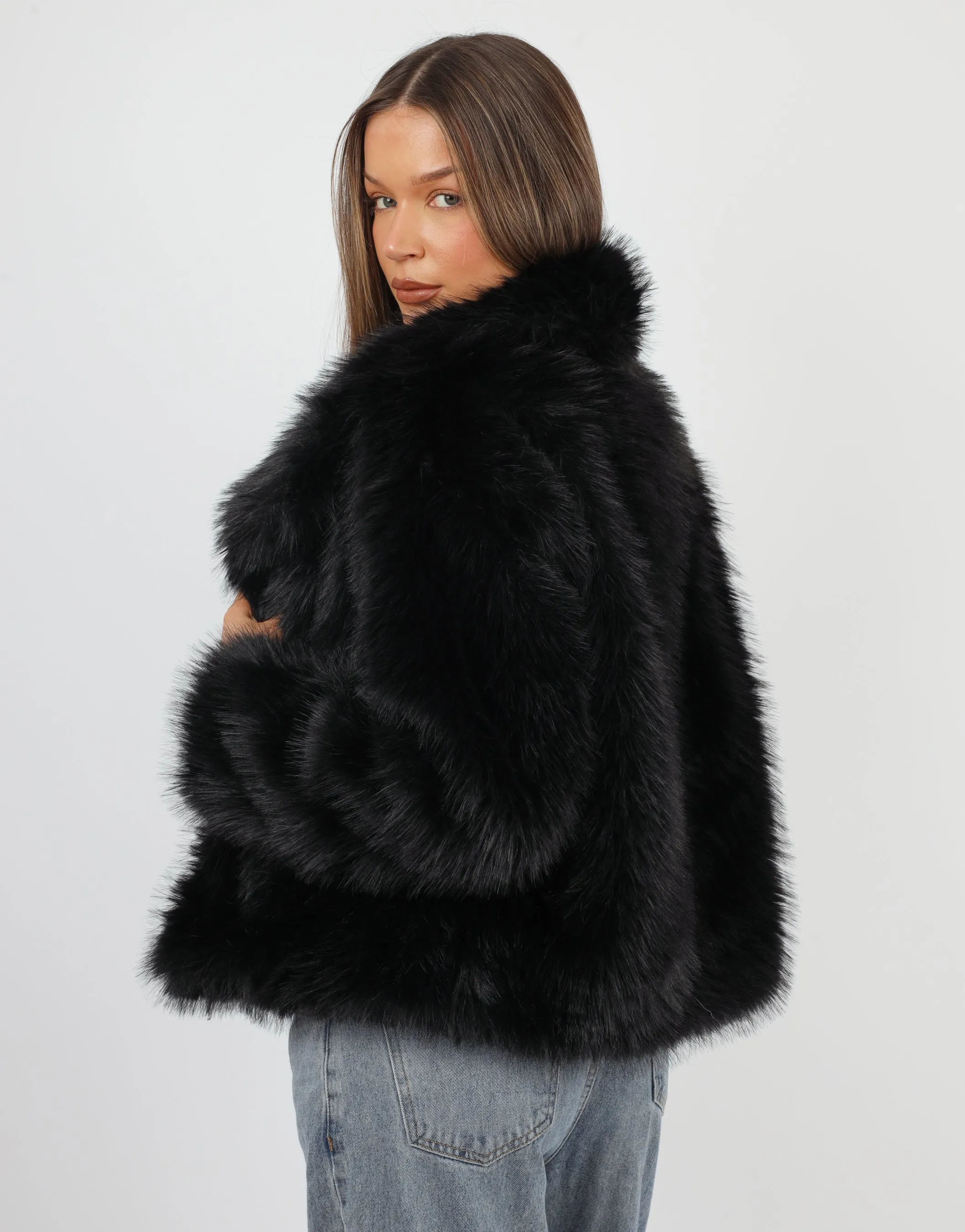 Arabella Oversized Collar Premium Faux Fur Coat in Black sold by Simmi London product image thumbnail 4