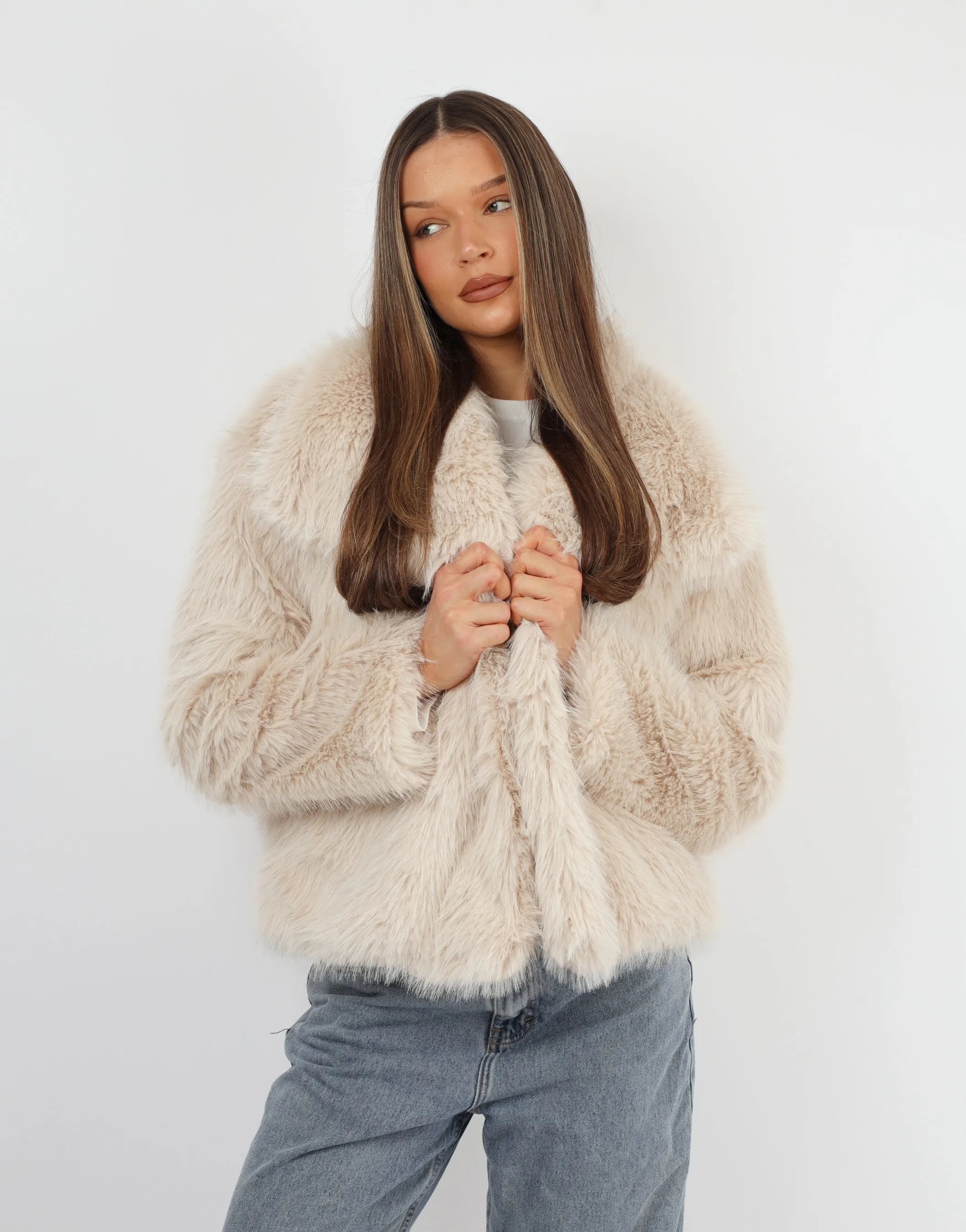 Arabella Oversized Collar Premium Faux Fur Coat in Beige sold by Simmi London product image thumbnail 2