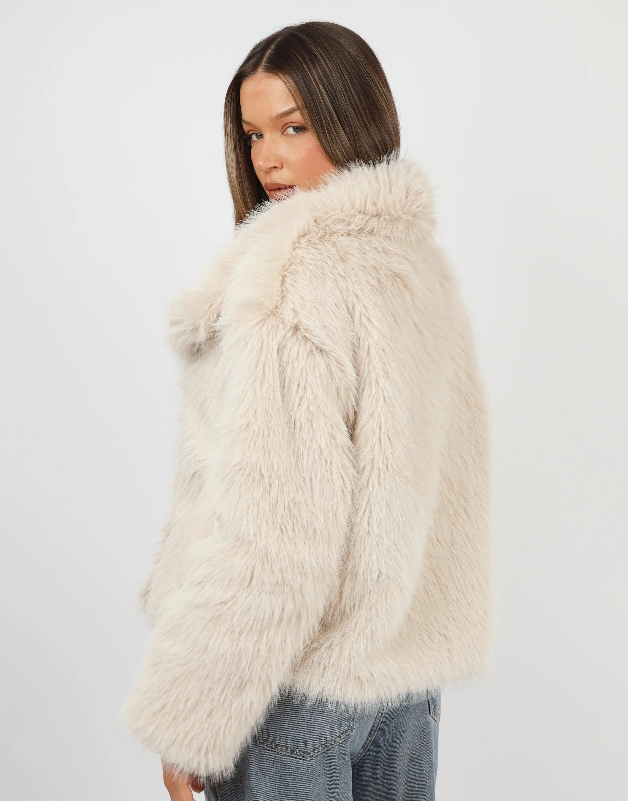 Arabella Oversized Collar Premium Faux Fur Coat in Beige sold by Simmi London product image thumbnail 4