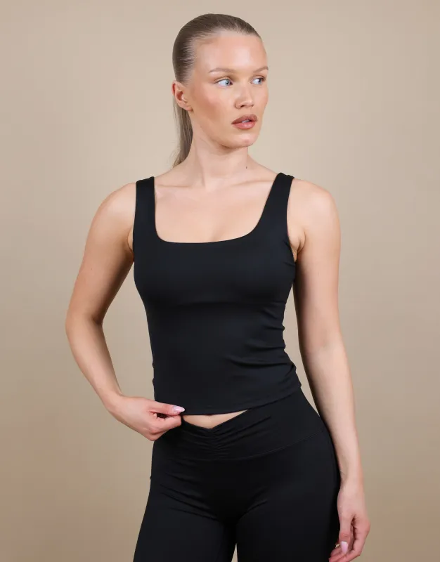 Rhea Square Neck Tank Top In Black made by Simmi London