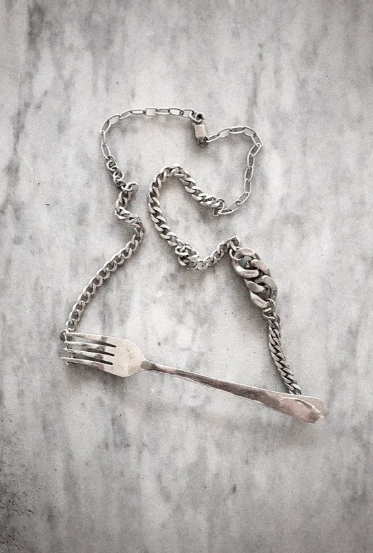 Collar Tenedor sold by Alejandra de Coss