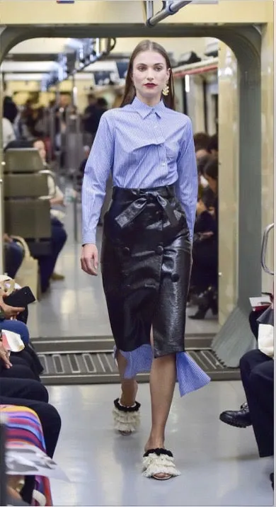 Falda Trench sold by Alejandra de Coss product image thumbnail 2