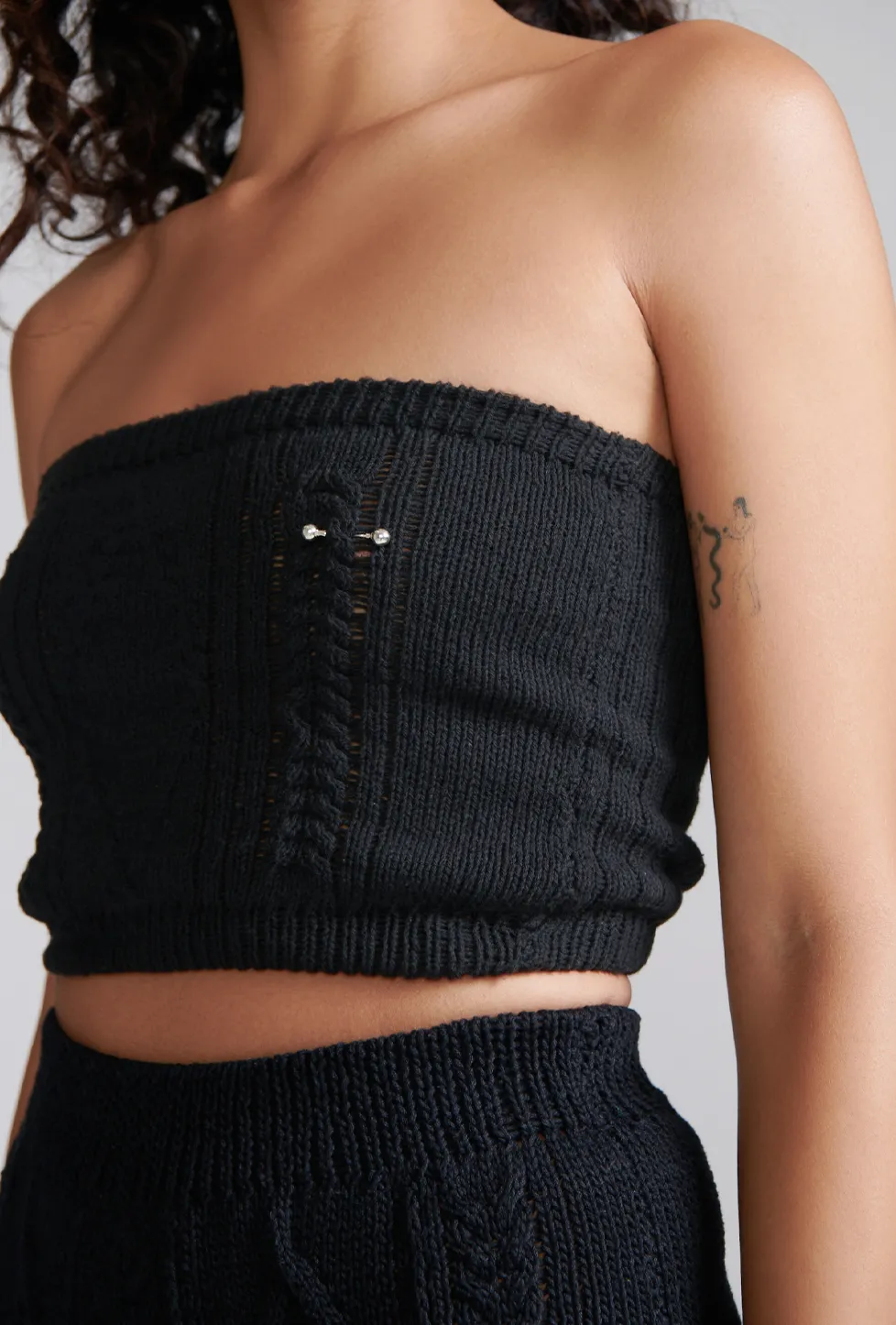 Piercing pin sold by Alejandra de Coss