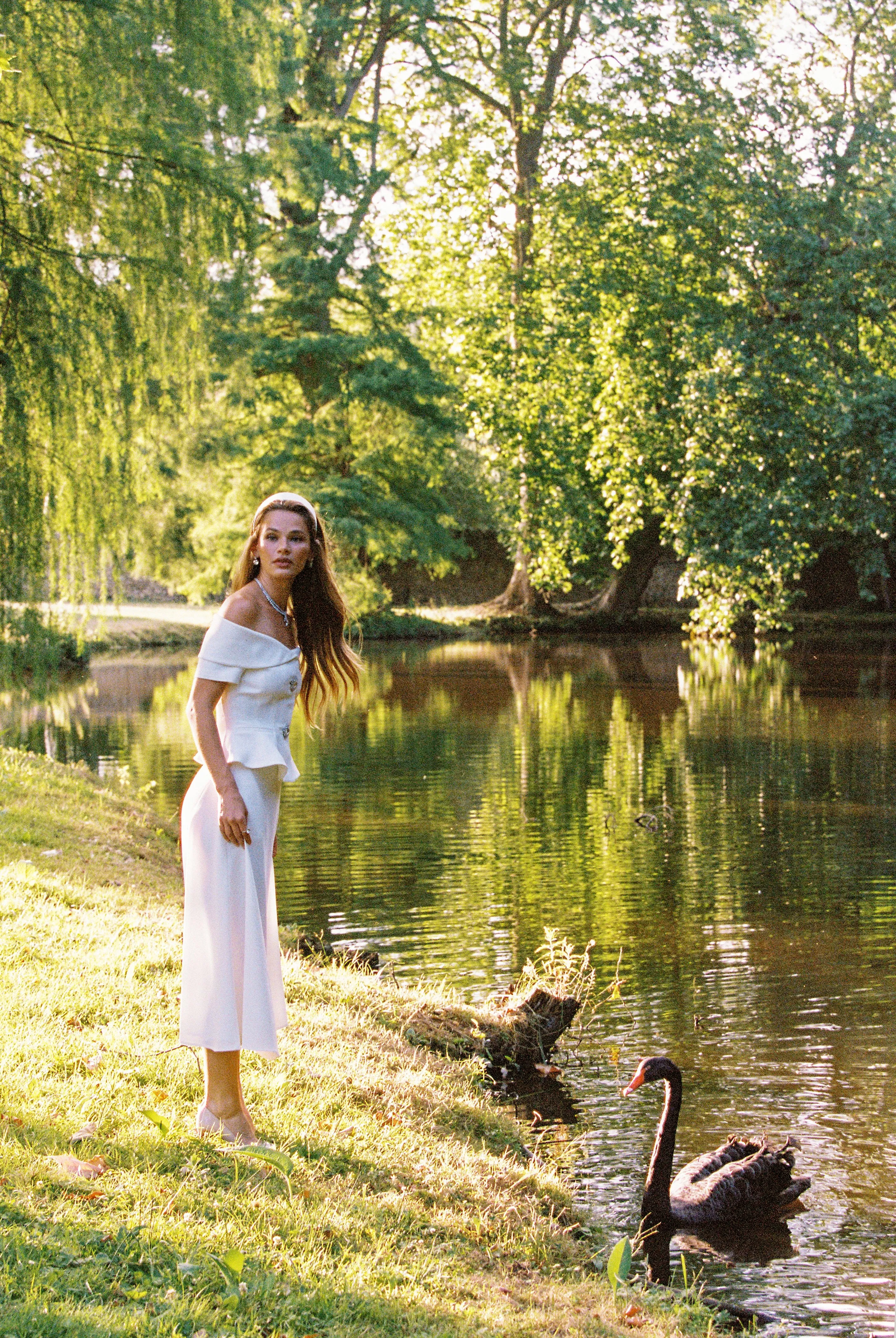 Blakely Top (White) sold by Nana Jacqueline product image thumbnail 4