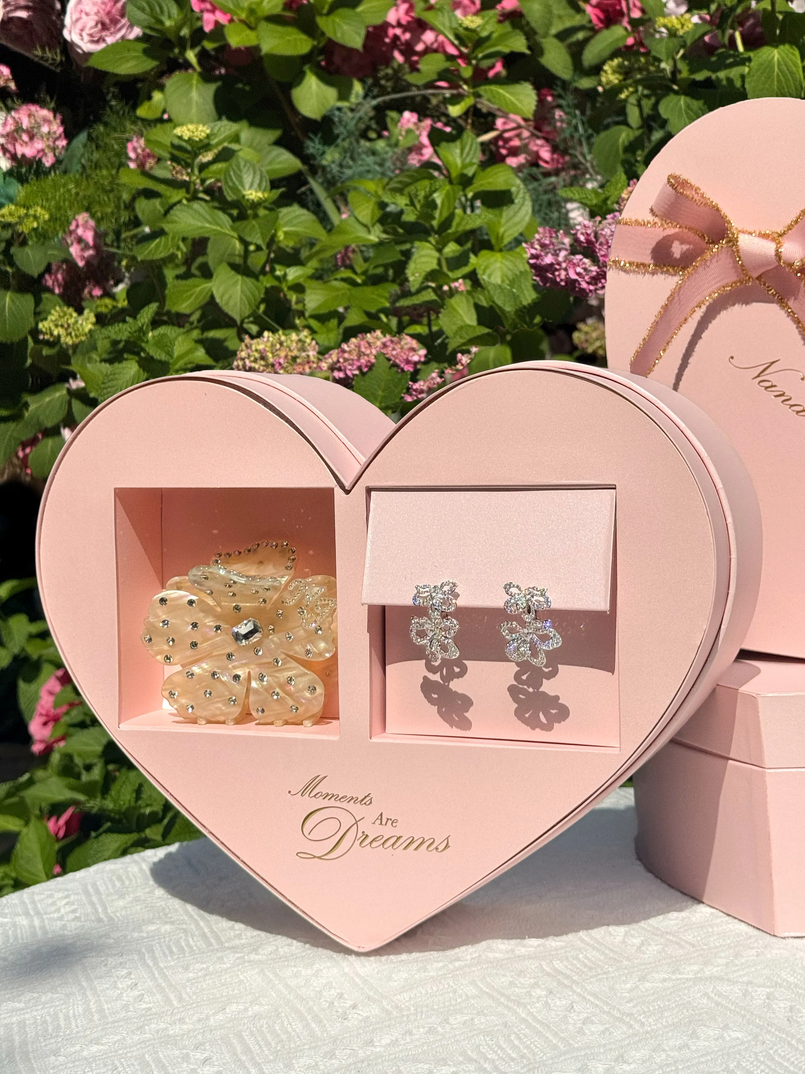 Sparkling Bloom Heart Box sold by Nana Jacqueline product image thumbnail 2