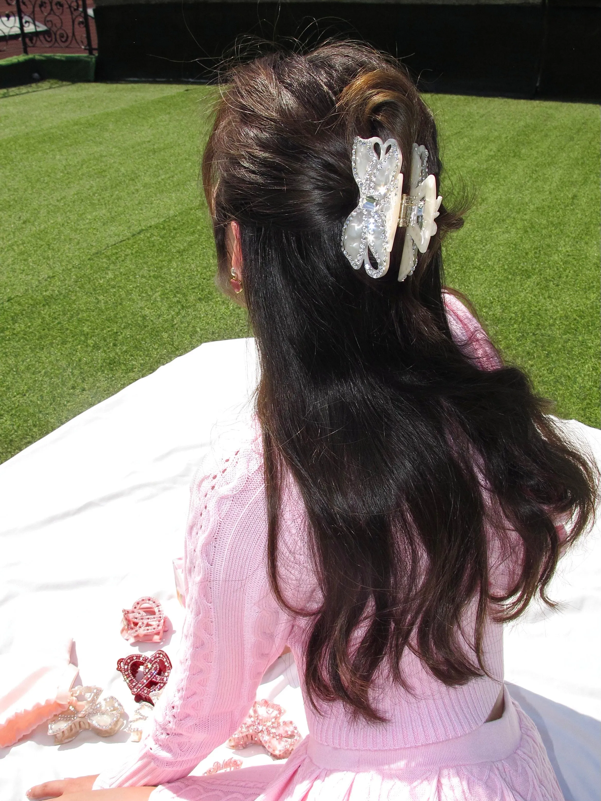 Ariella Hair Clip (White) sold by Nana Jacqueline product image thumbnail 4