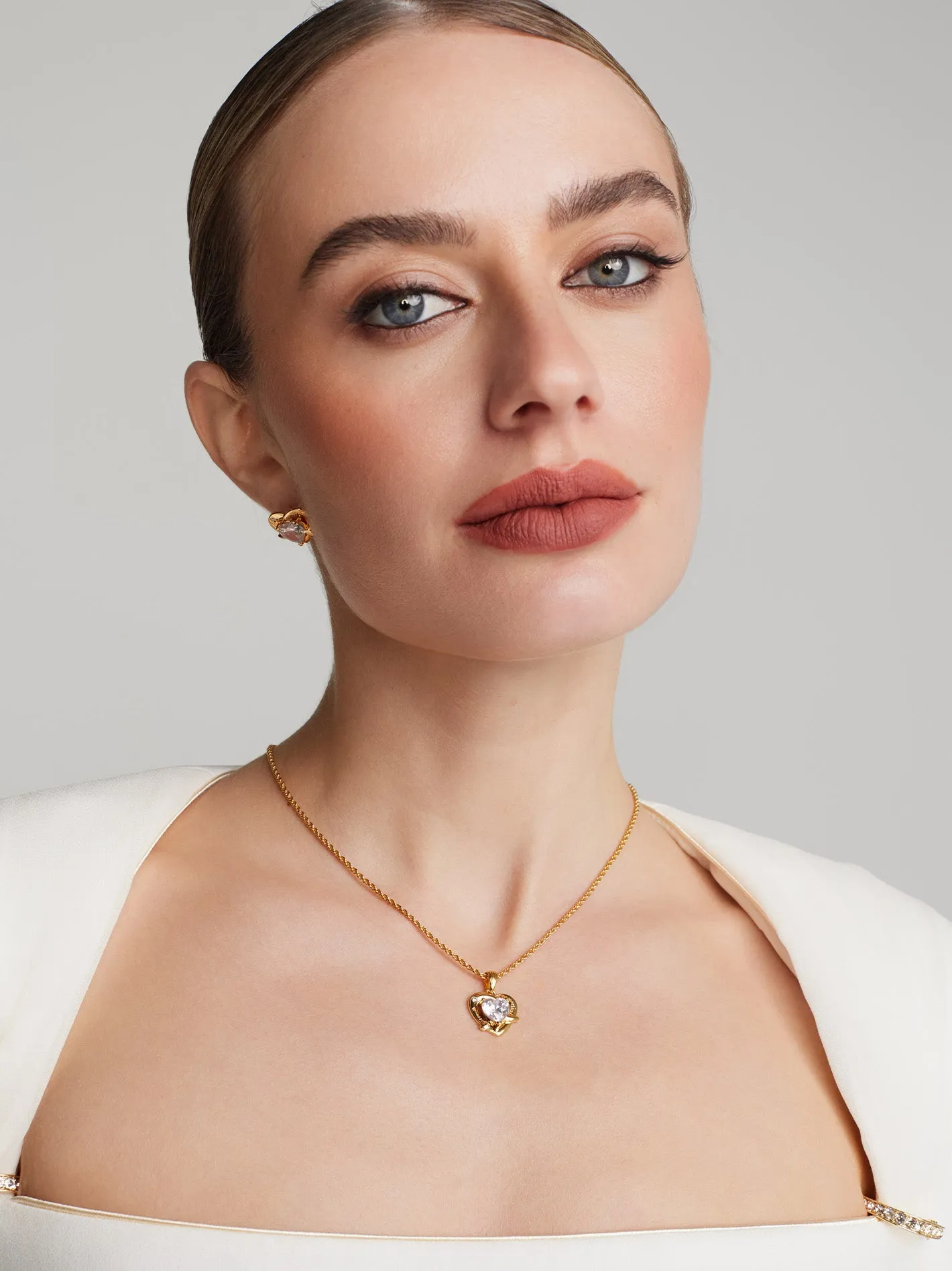 Mirabel Necklace (White) sold by Nana Jacqueline product image thumbnail 4