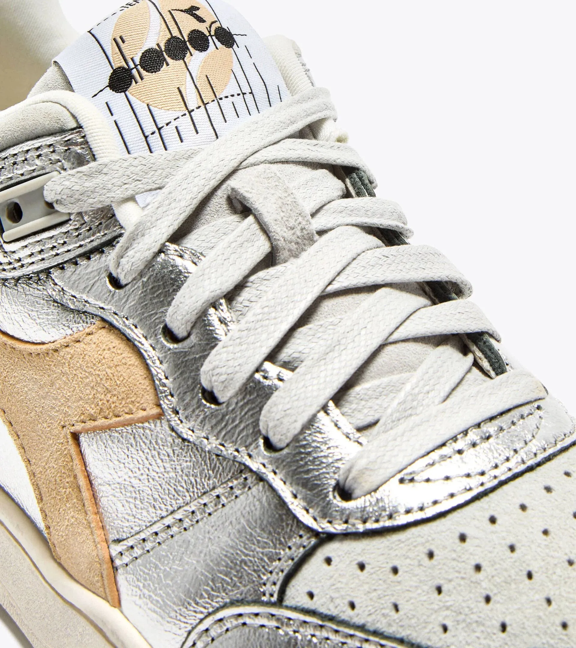 Diadora Heritage Women's B.560 Metal S Used Aluminum sold by Orleans Shoe Co. product image thumbnail 5