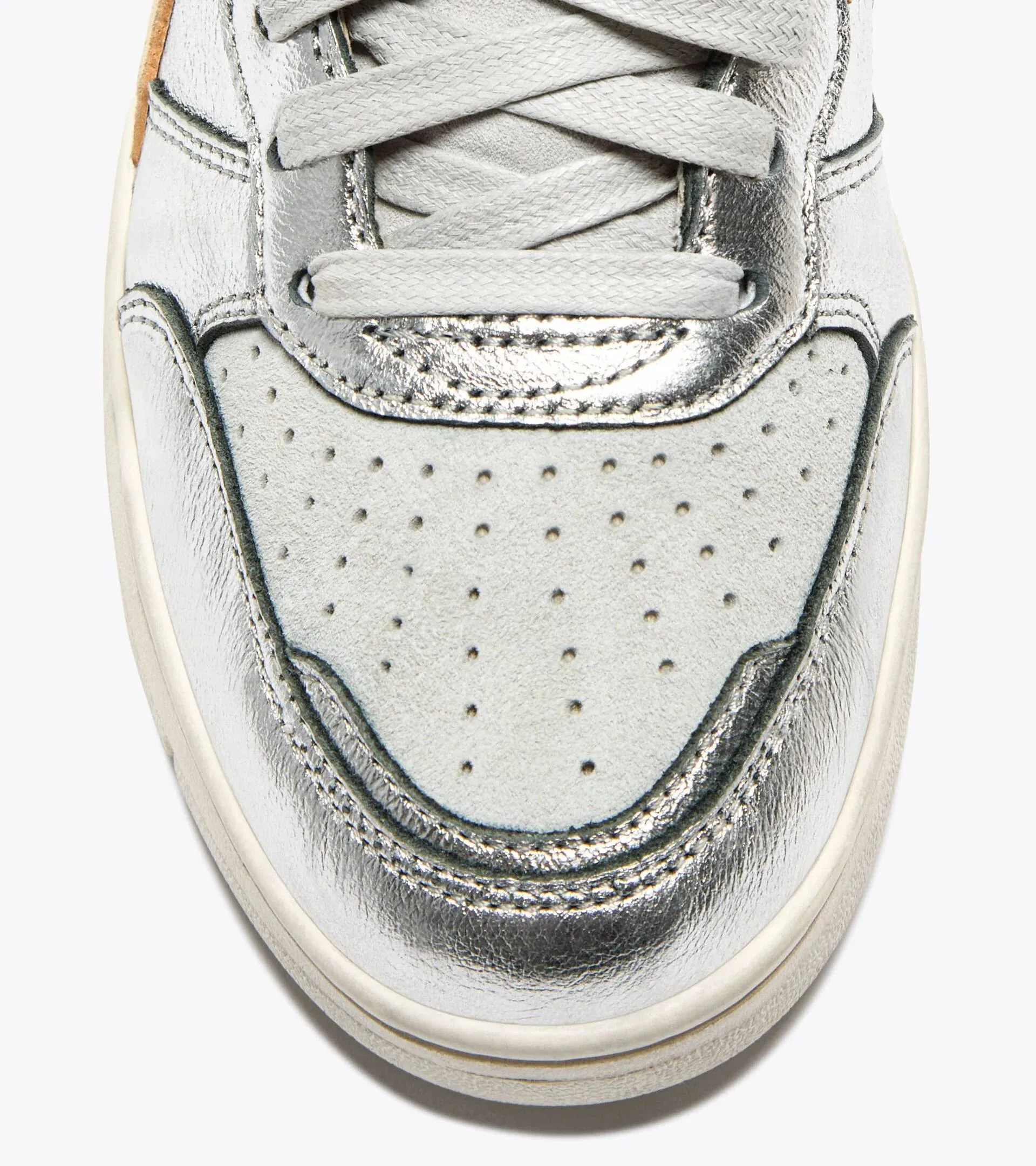 Diadora Heritage Women's B.560 Metal S Used Aluminum sold by Orleans Shoe Co. product image thumbnail 4