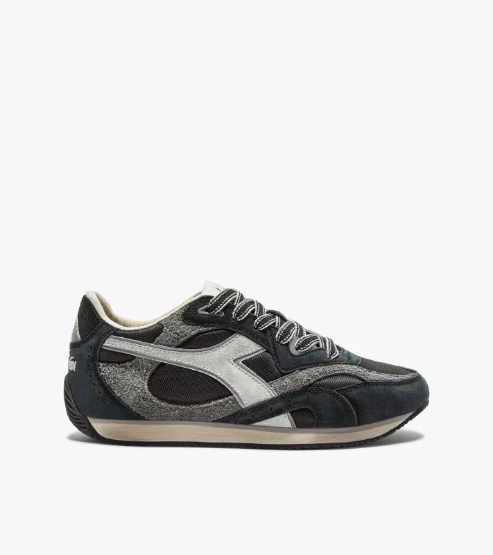 Diadora Women's Equipe Revenge Used Black sold by Orleans Shoe Co.