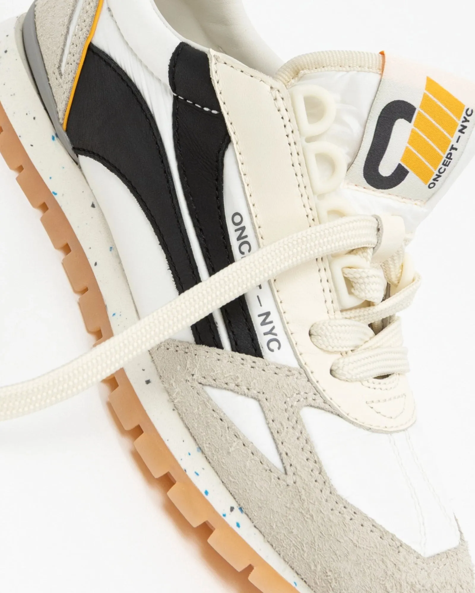 Oncept Men's Toronto White Black sold by Orleans Shoe Co. product image thumbnail 5