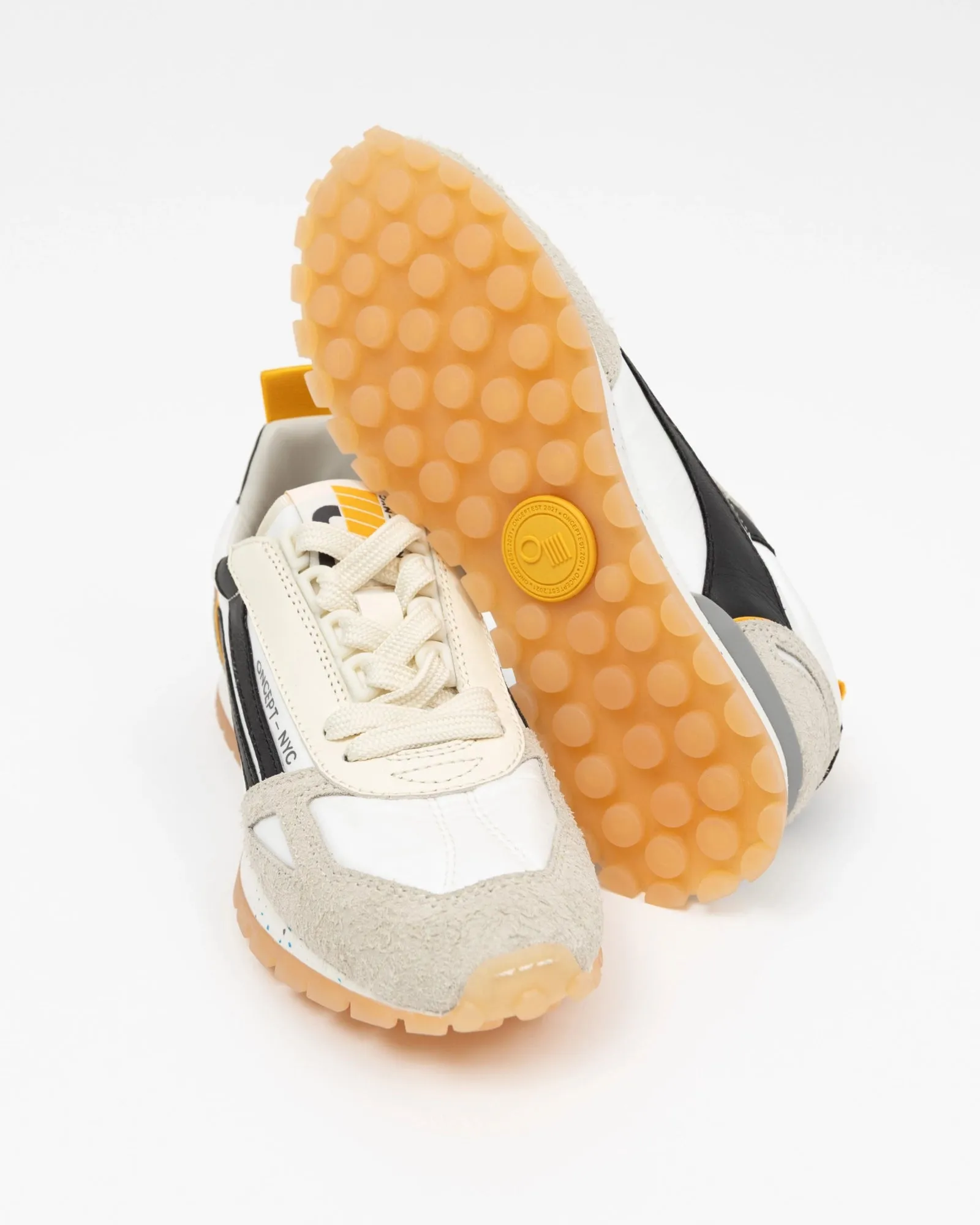 Oncept Men's Toronto White Black sold by Orleans Shoe Co. product image thumbnail 4