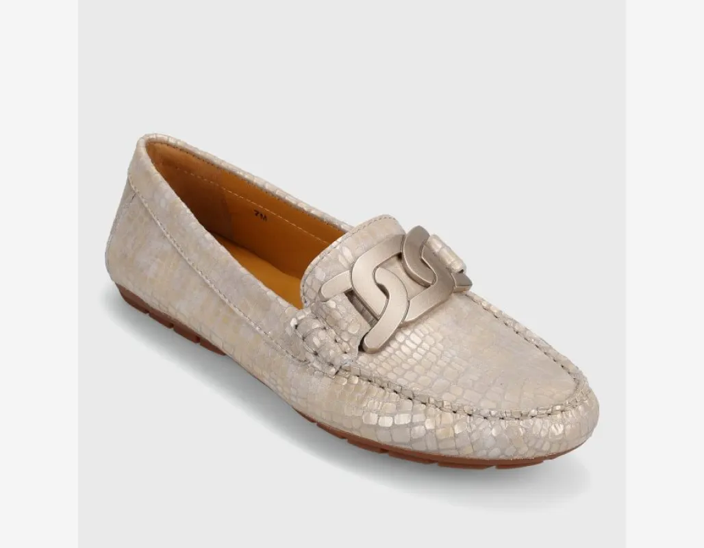 Vanelii Women's Aiker Champagne Boro Print sold by Orleans Shoe Co.