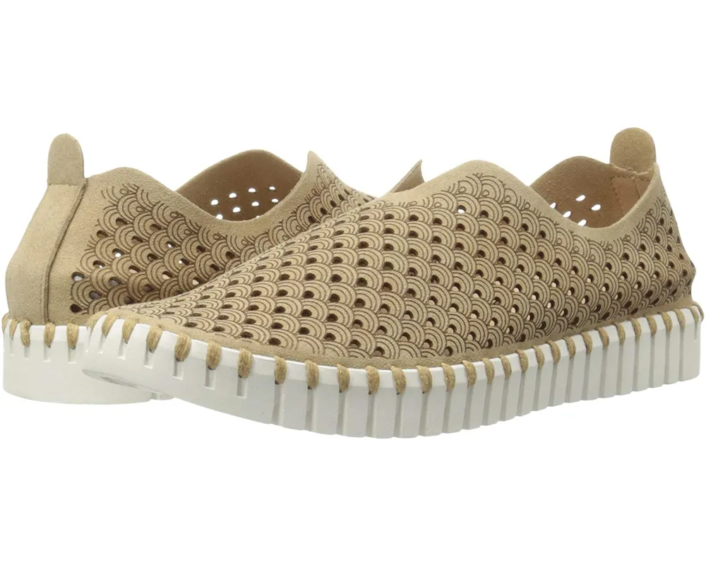 ilse Jacobsen Women's Tulip 139 Latte sold by Orleans Shoe Co.