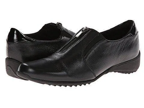 Munro Women's Berkley Black Leather Slip On sold by Orleans Shoe Co.