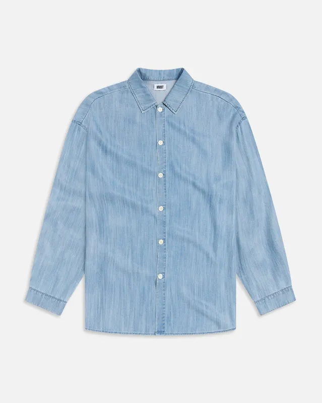 Feather Weight Relaxed Denim Shirt - Light Wash made by KROST