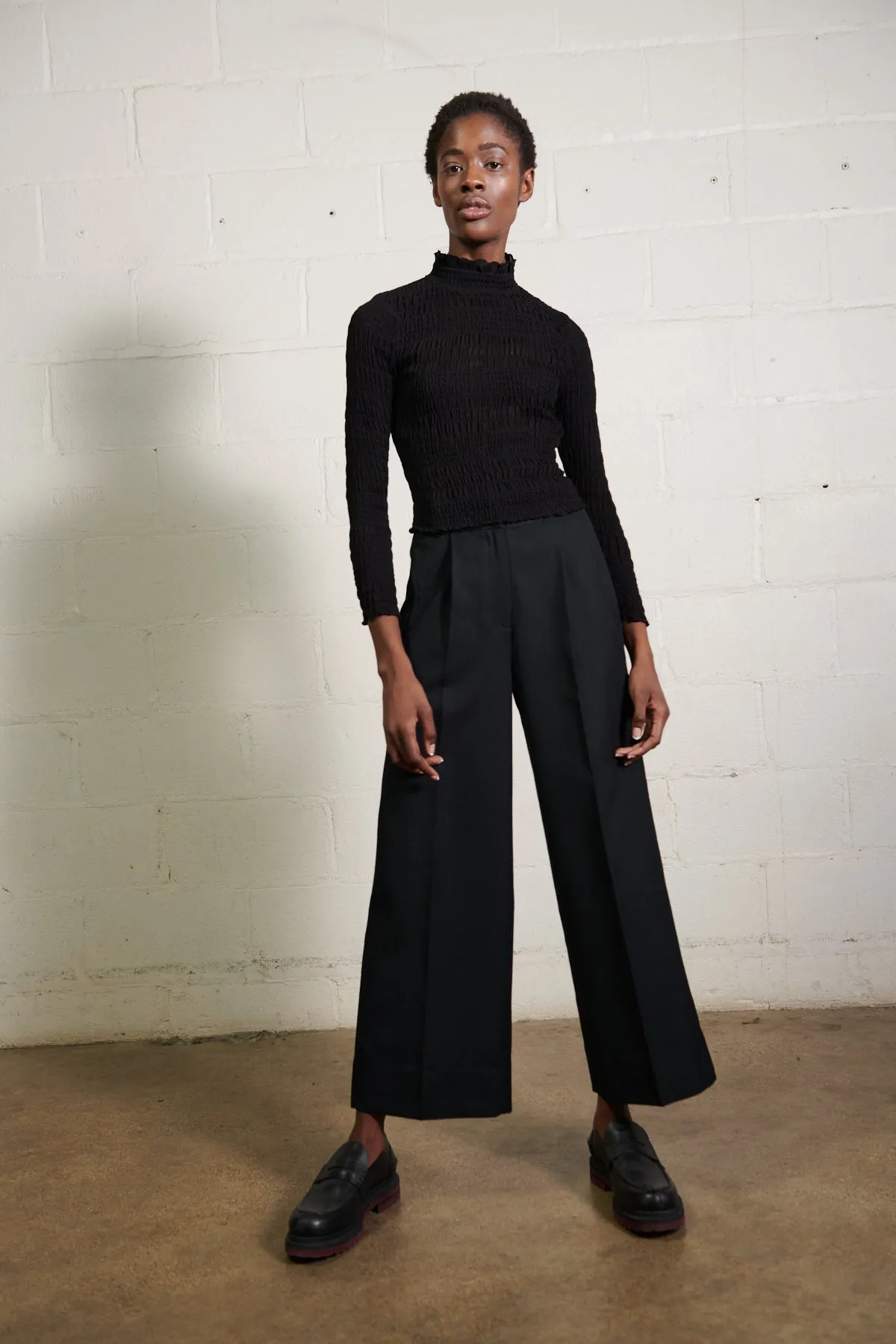 LOUISE TOP | noir | WAREHOUSE SALE sold by Maria Stanley product image thumbnail 3