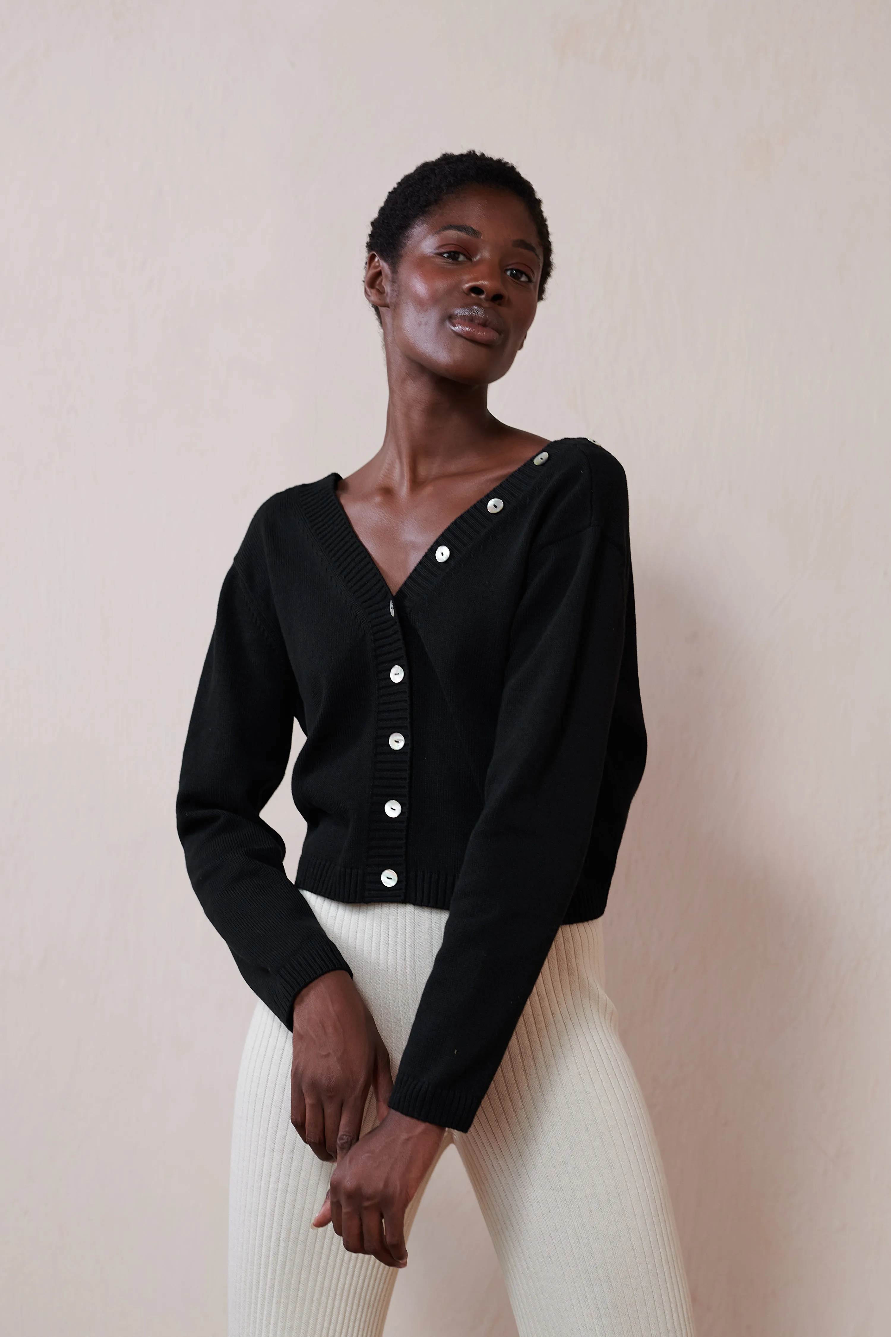 BUTTON CARDI | noir | organic sold by Maria Stanley product image thumbnail 4