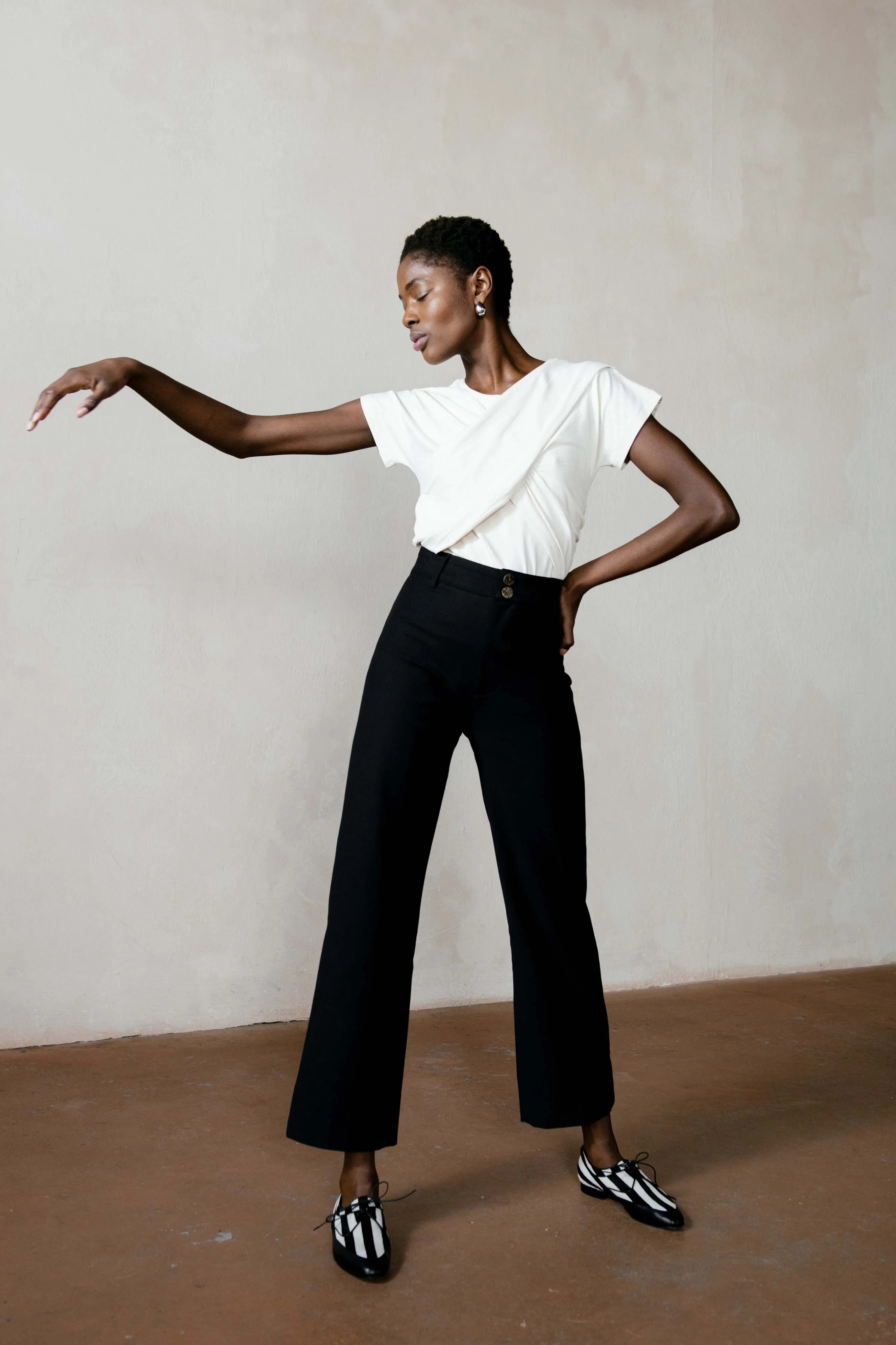 LUNA PANT | noir | WAREHOUSE SALE sold by Maria Stanley