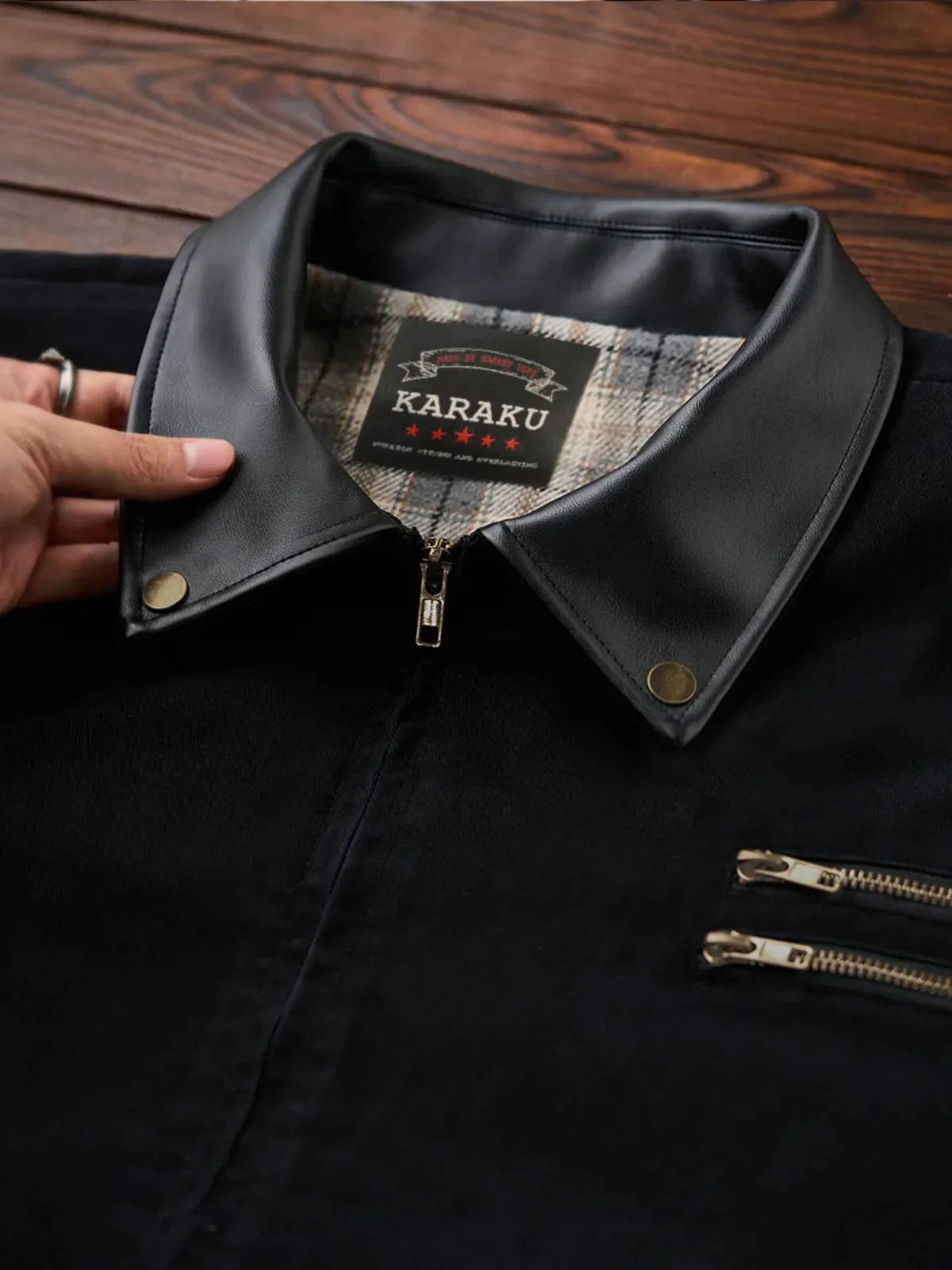 Fleece-Lined Checkered Detroit Work Jacket sold by Karaku product image thumbnail 5