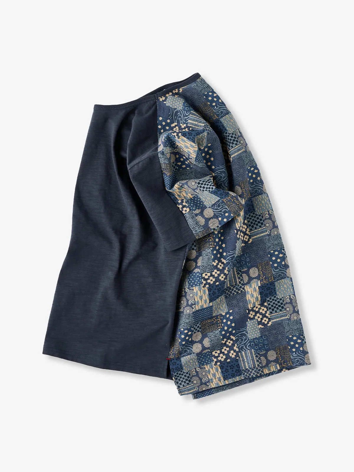 Japanese Pattern Vintage Fabric Patchwork Cotto Tee sold by Karaku product image thumbnail 4