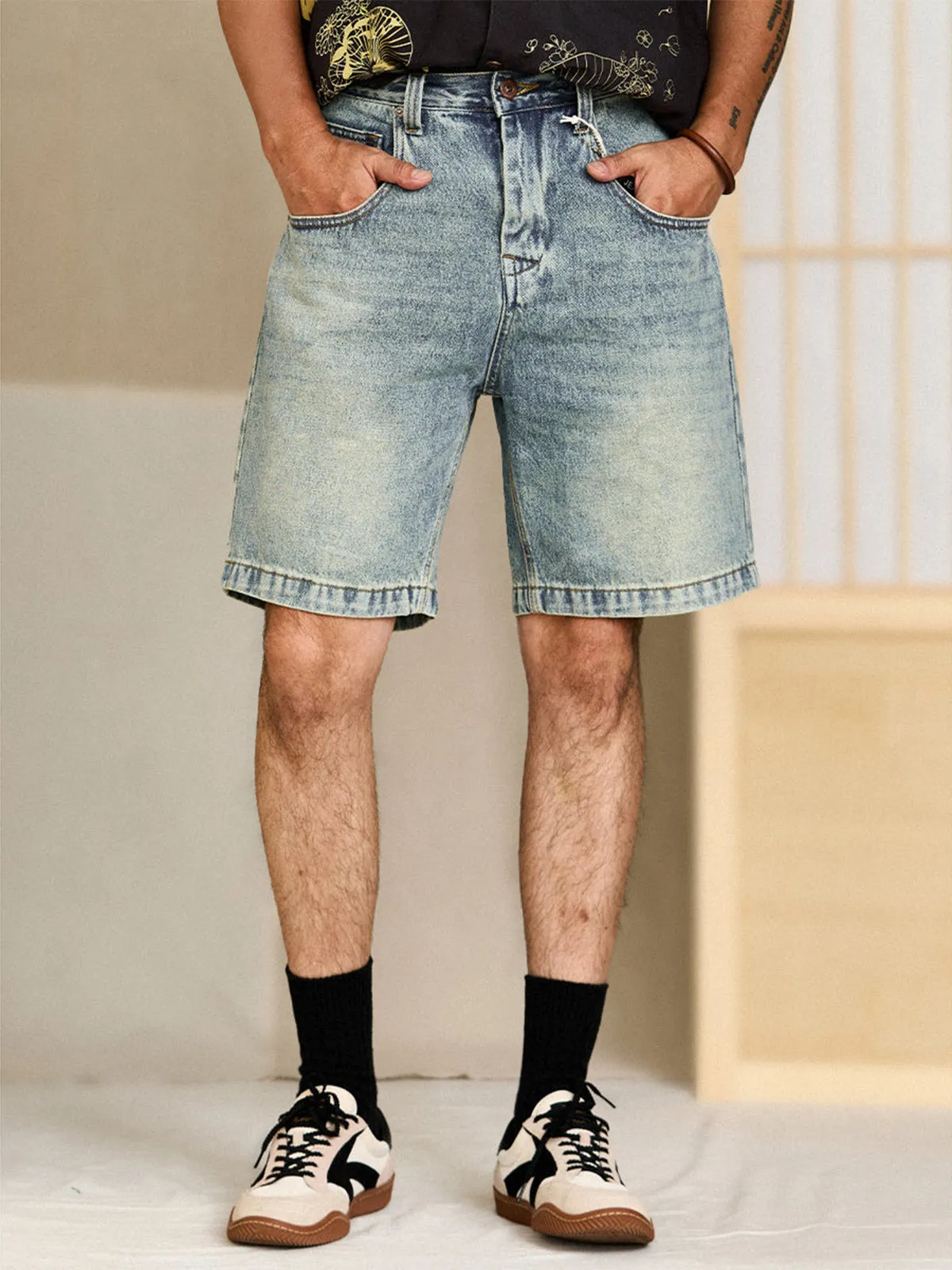 Whiskered Pocket-Stitch Denim Shorts sold by Karaku product image thumbnail 4