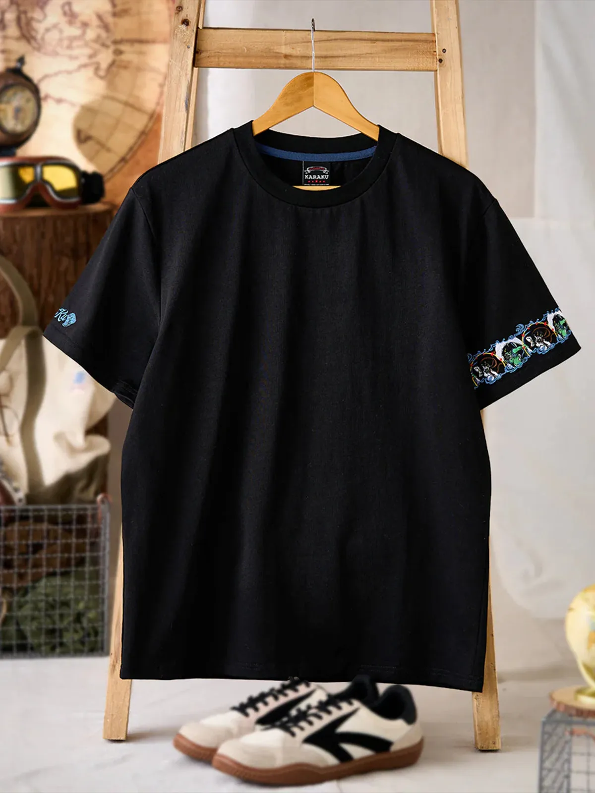 "Wind God and Thunder God Picture" Sleeve Embroidered Cotton T-shirt sold by Karaku product image thumbnail 3