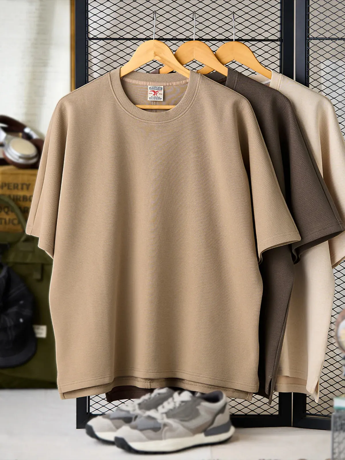 Air Layer Short Sleeve Cotton Blend T-Shirt sold by Karaku product image thumbnail 5