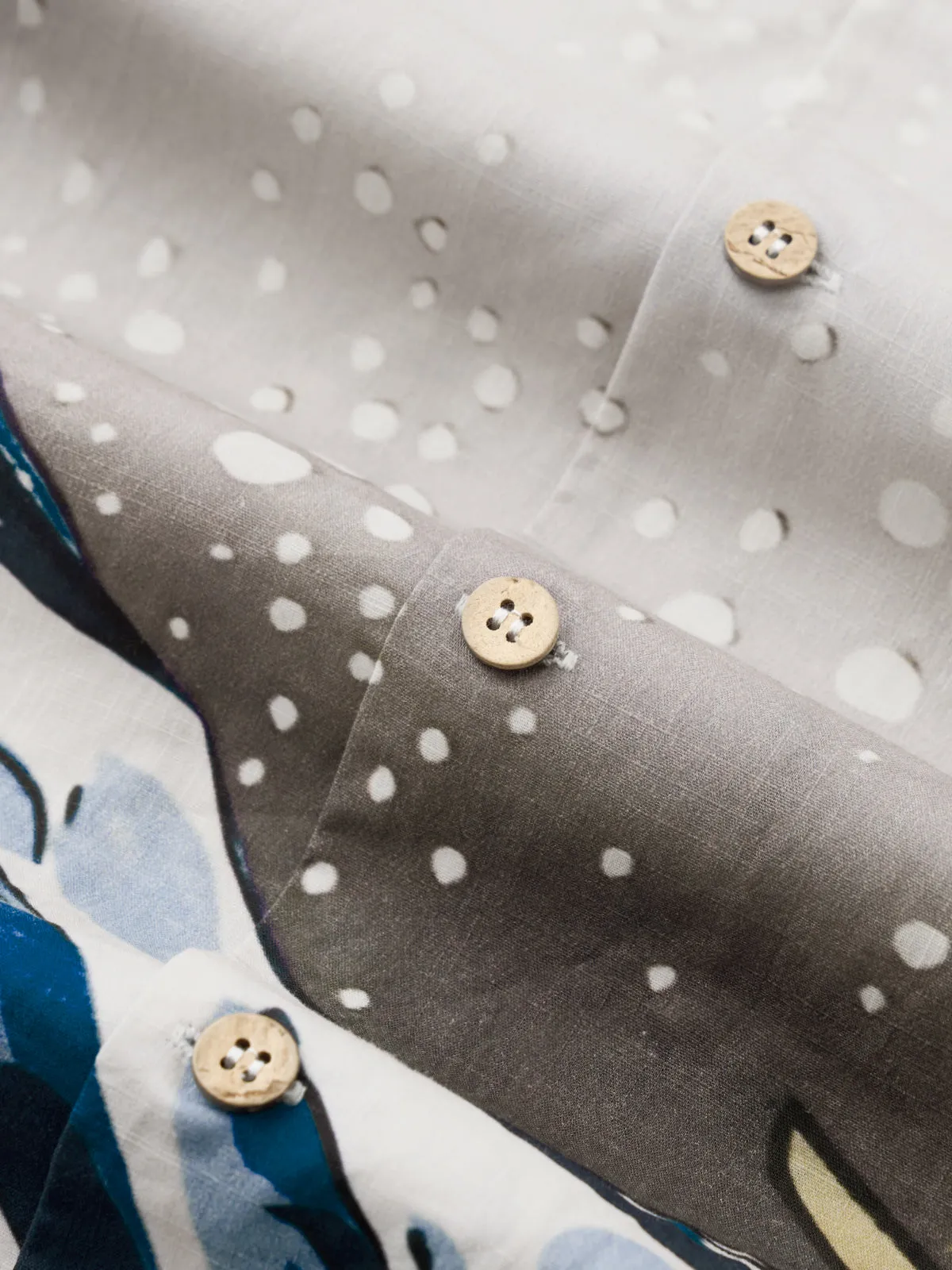 The Great Wave Off Kanagawa Cotton Camp Shirt sold by Karaku product image thumbnail 4