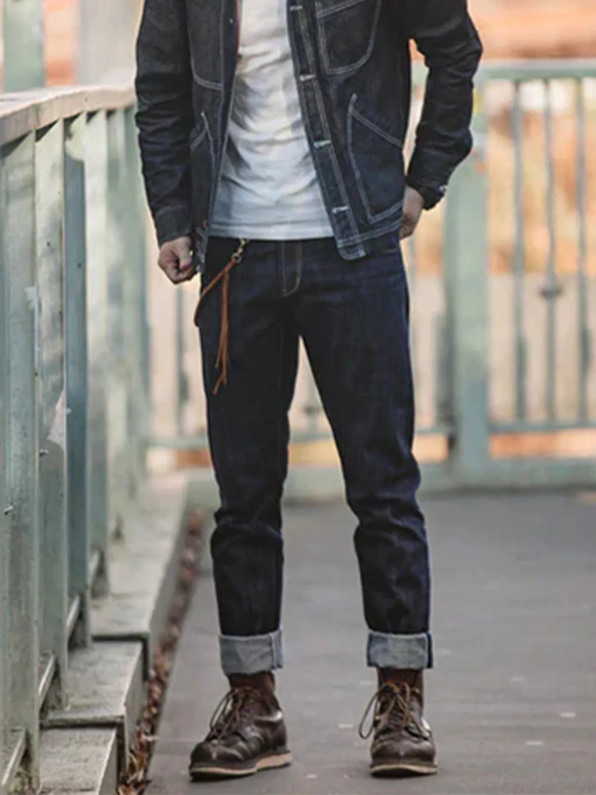 Retro American Slim Jeans sold by Karaku product image thumbnail 3