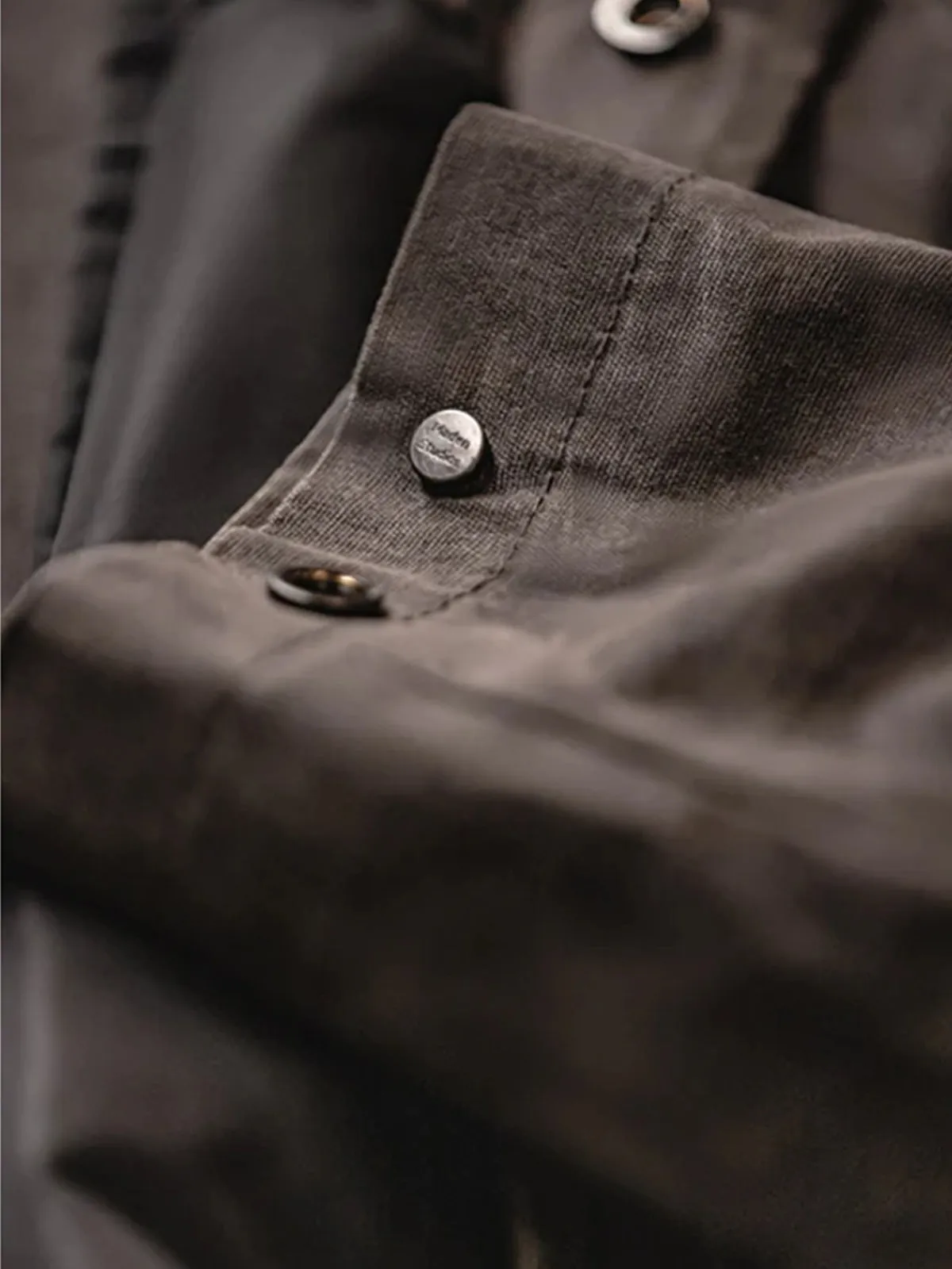 Oil-Waxed Windbreaker with Corduroy Collar sold by Karaku product image thumbnail 5