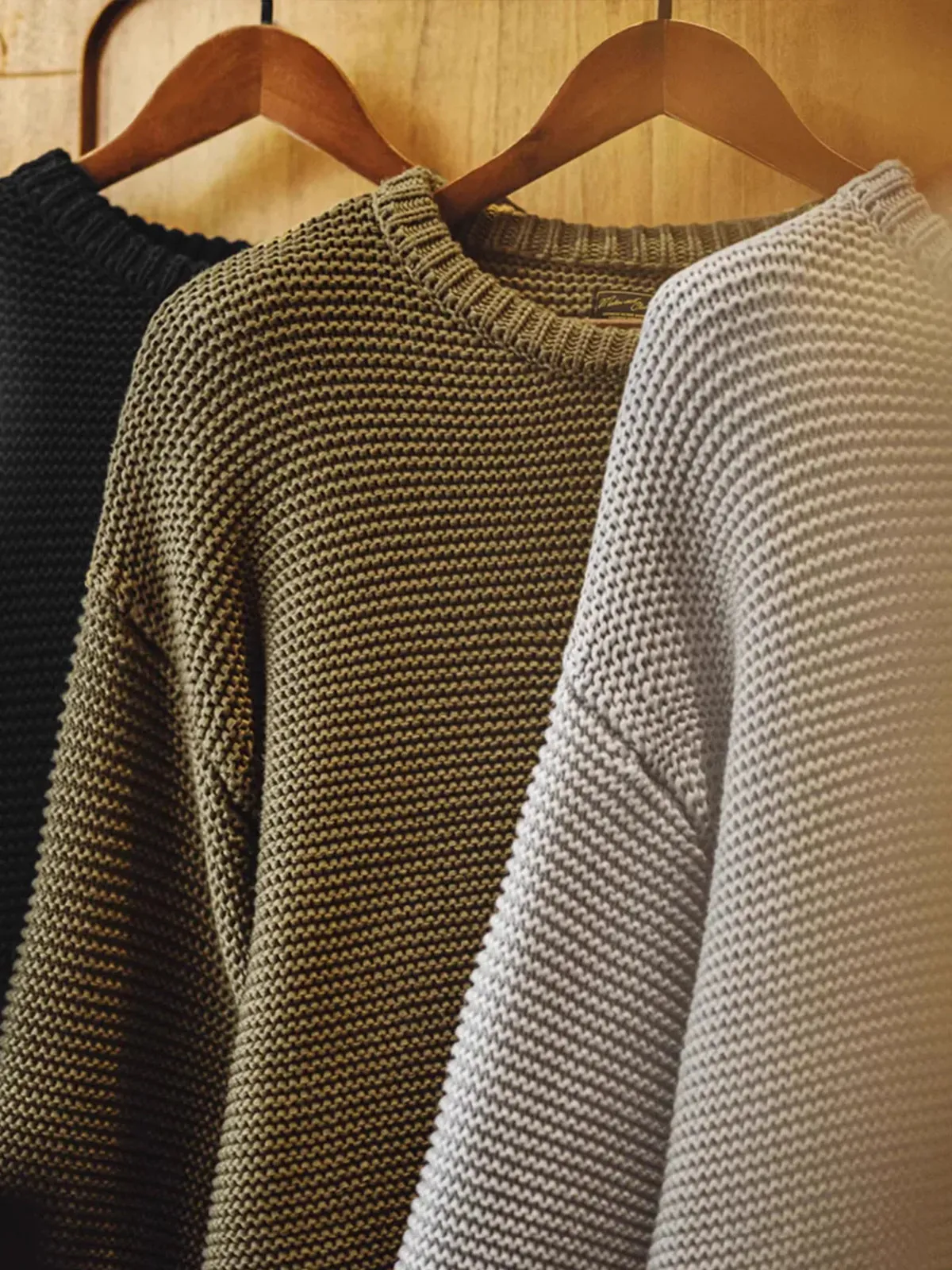 Heavyweight Pearl-Knit Crewneck Sweater sold by Karaku product image thumbnail 4