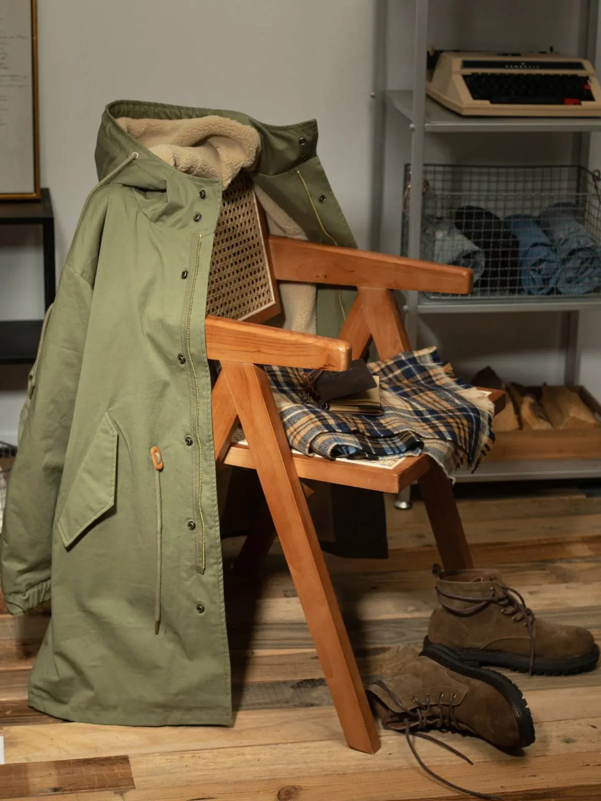 M-51 Faux Fur Liner Fishtail Parka sold by Karaku product image thumbnail 3