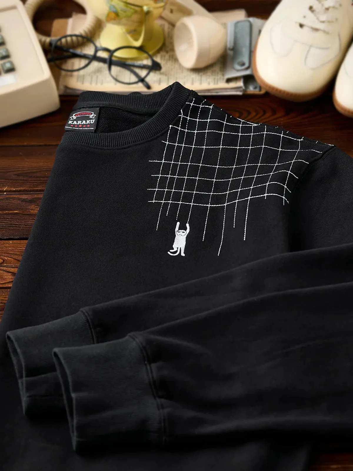 “Scratching Cat” Sashiko Embroidered Sweatshirt sold by Karaku product image thumbnail 5