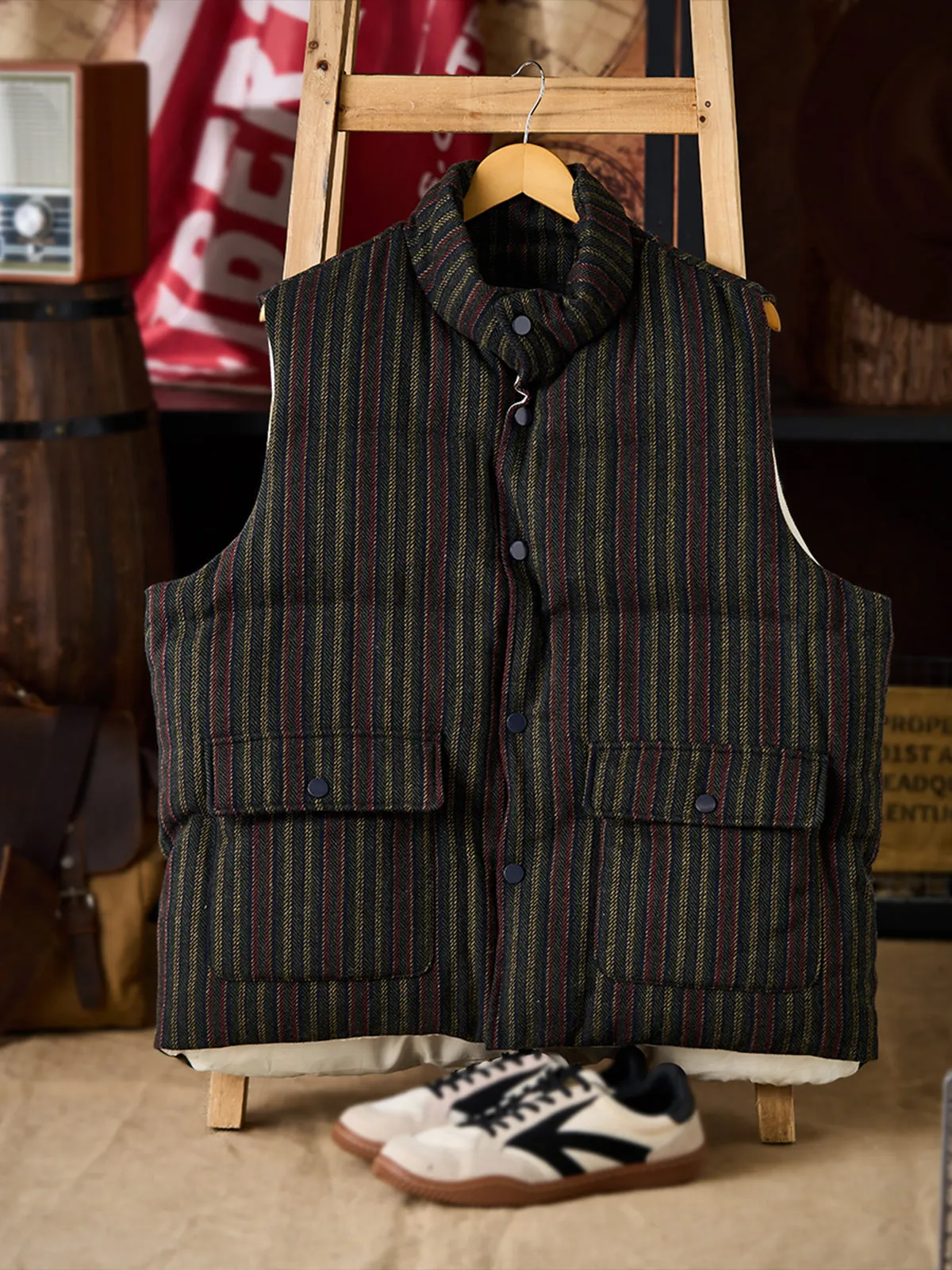 Retro-Style Brushed Stripe Jacquard Vest sold by Karaku product image thumbnail 3