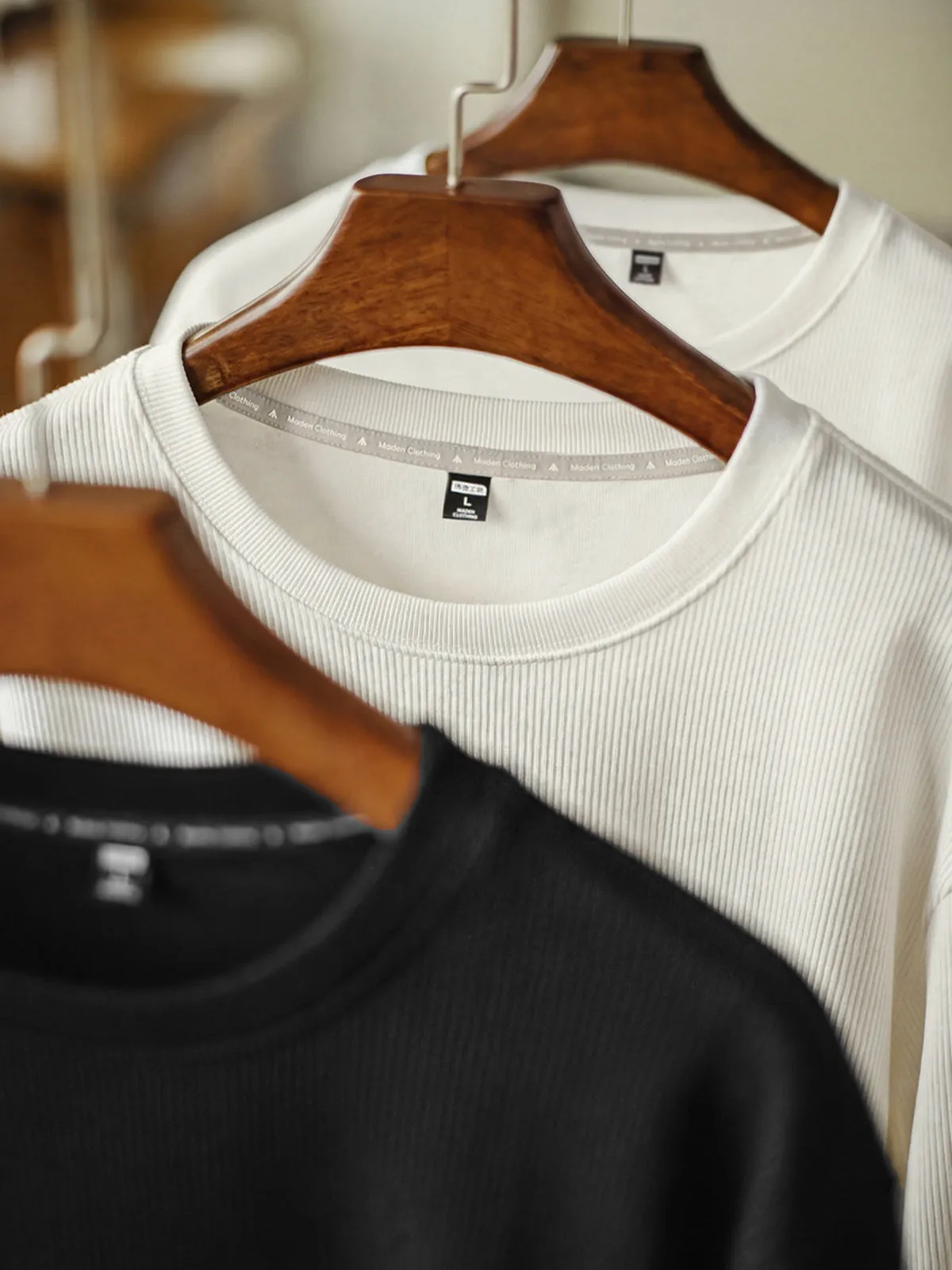 3D Ribbed Lightweight Knit Long-Sleeve Tee sold by Karaku product image thumbnail 5