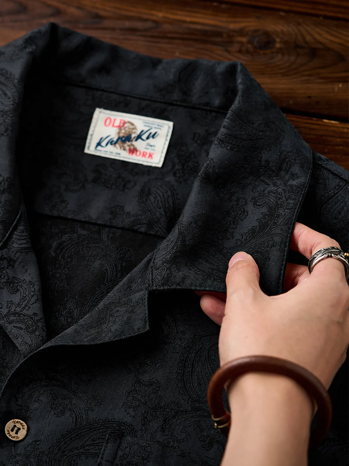 Wool-Blend Paisley Jacquard Open-Collar Shirt sold by Karaku product image thumbnail 4