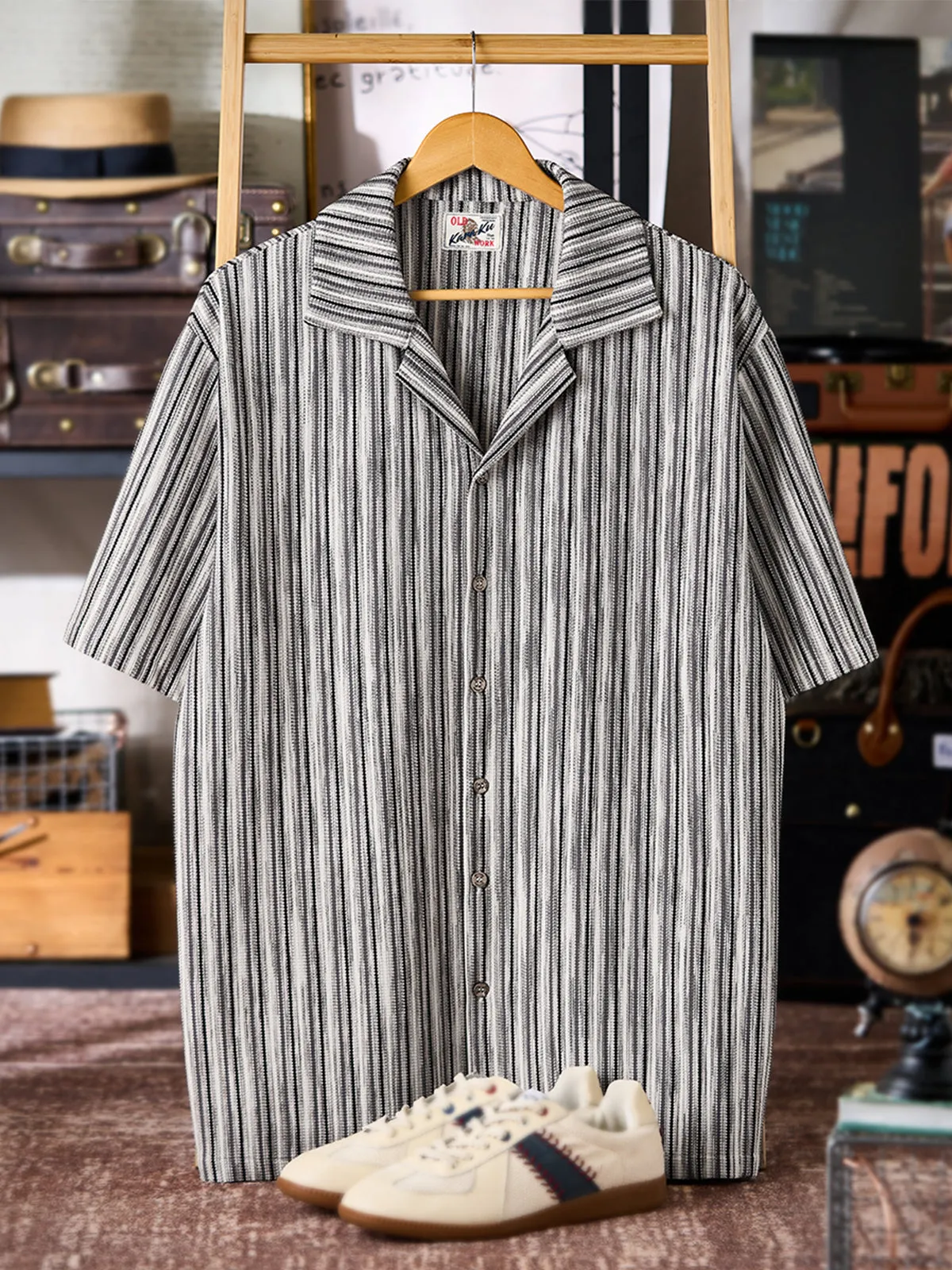 Multi-Stripe Jacquard Cuban Collar Short-Sleeve Shirt sold by Karaku product image thumbnail 3